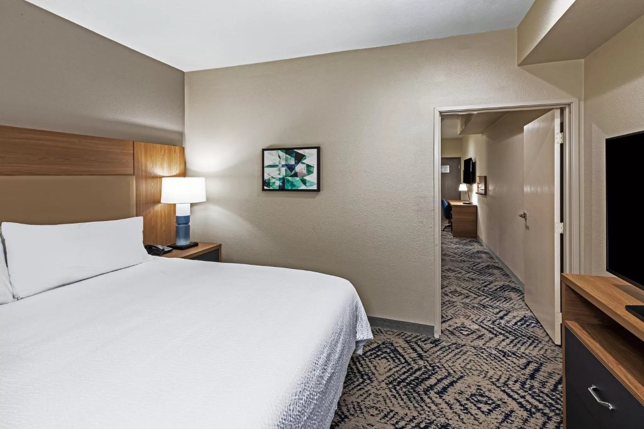 Photo of the whole room, Bed in Candlewood Suites DFW Airport North - Irving by IHG