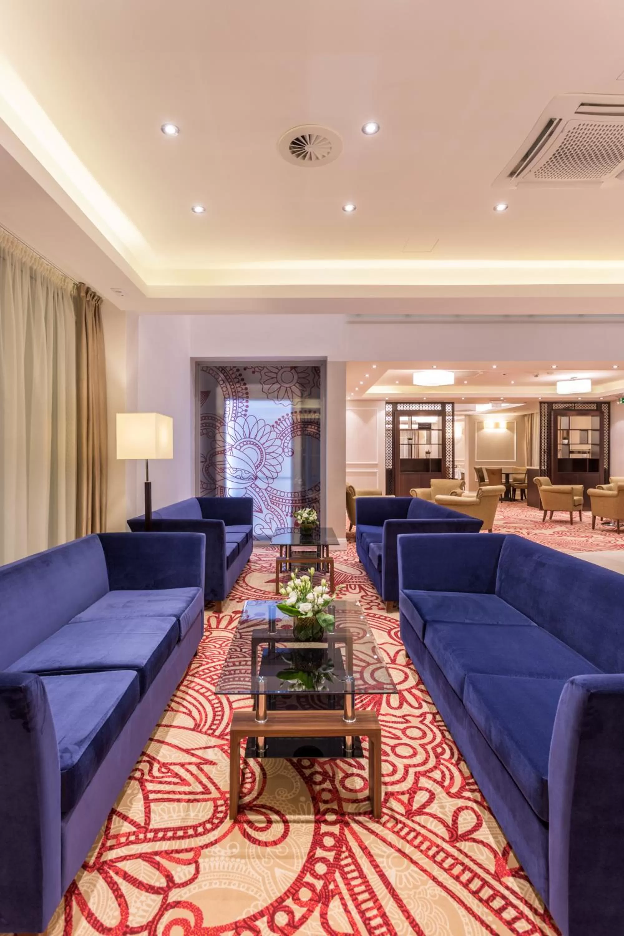 Lobby or reception in Outlet Hotel Polgár