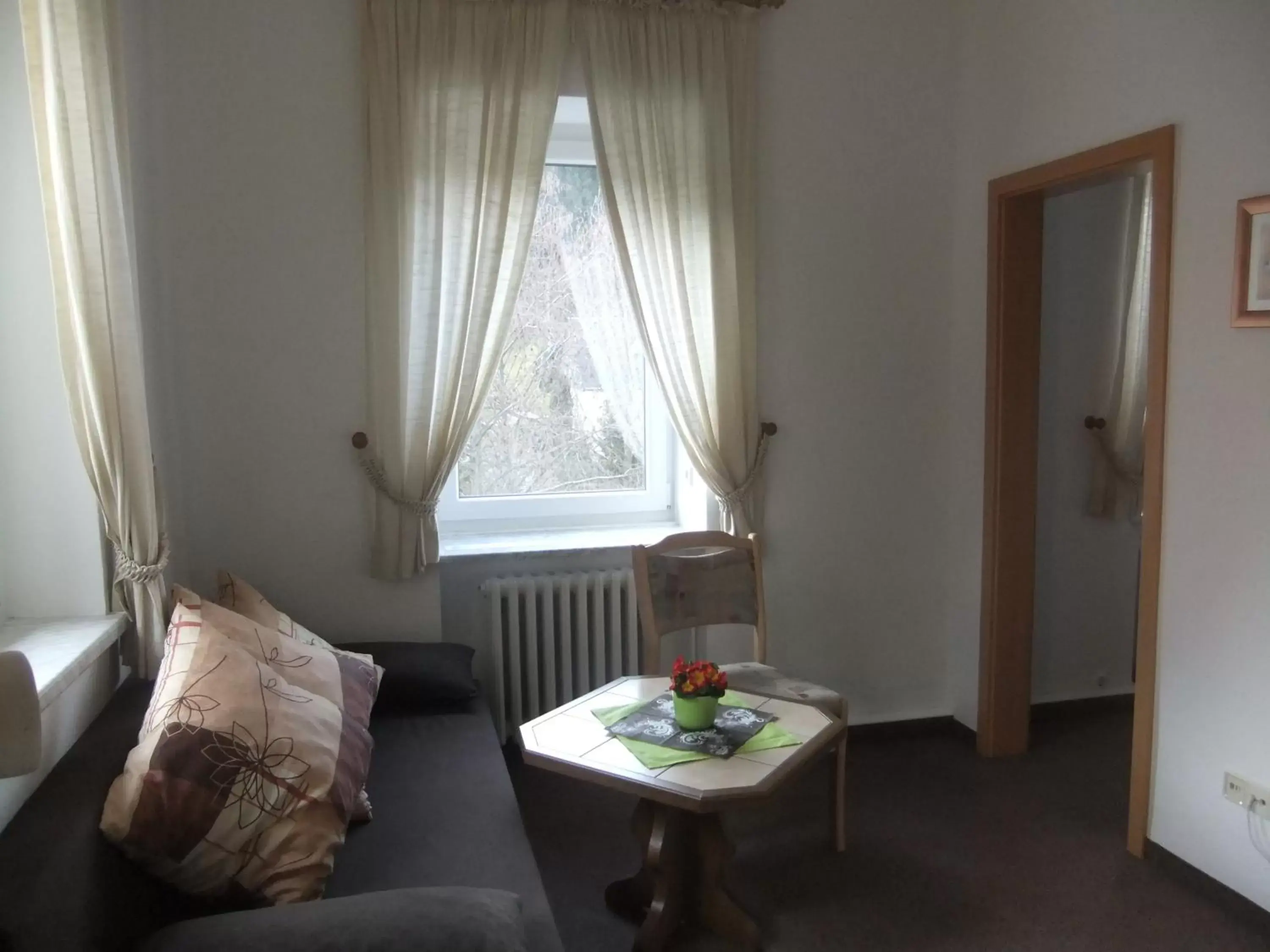 Double or Twin Room in Zur Edlen Krone Double or Twin Room in Zur Edlen Krone