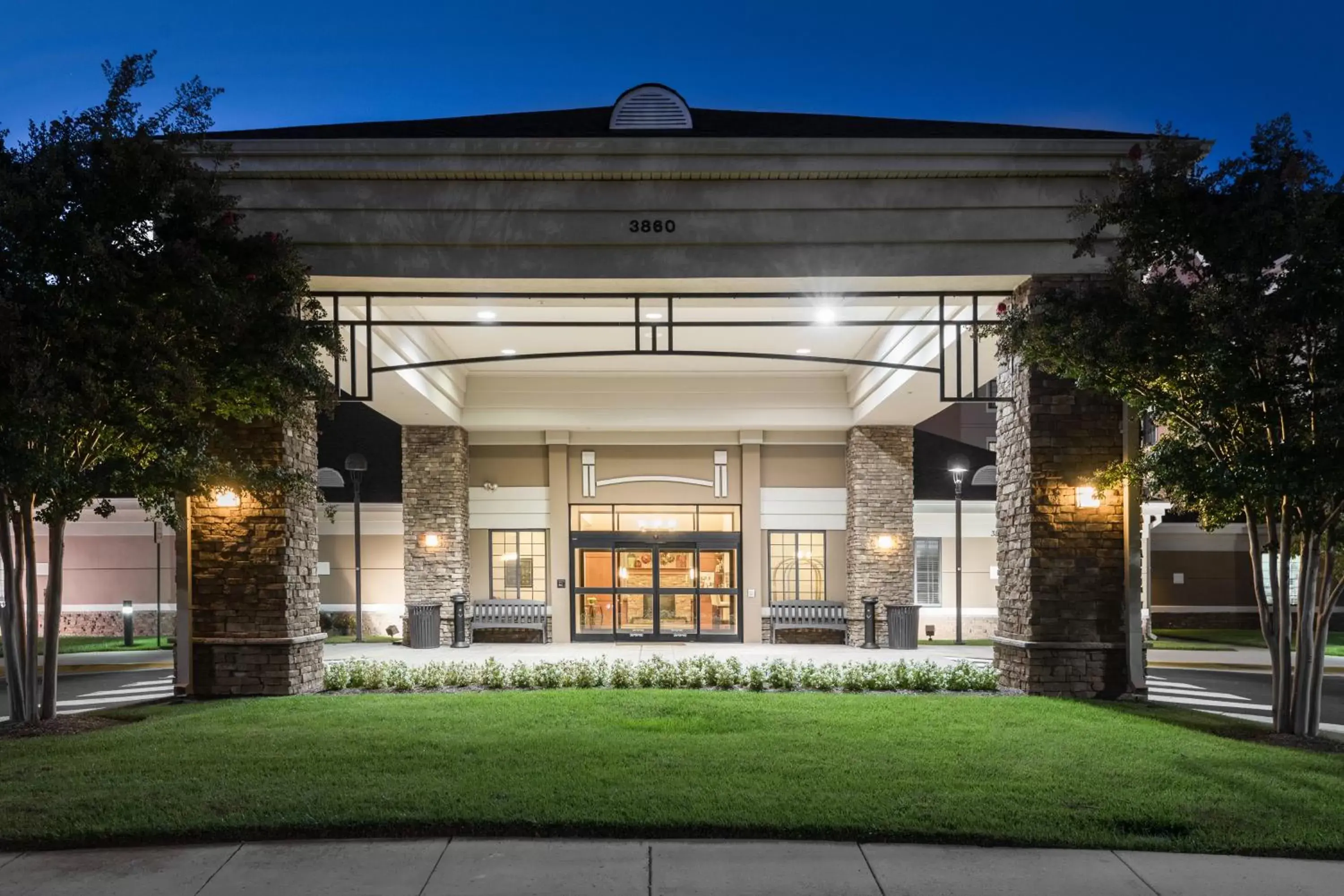 Property building in Staybridge Suites Chantilly Dulles Airport, an IHG Hotel