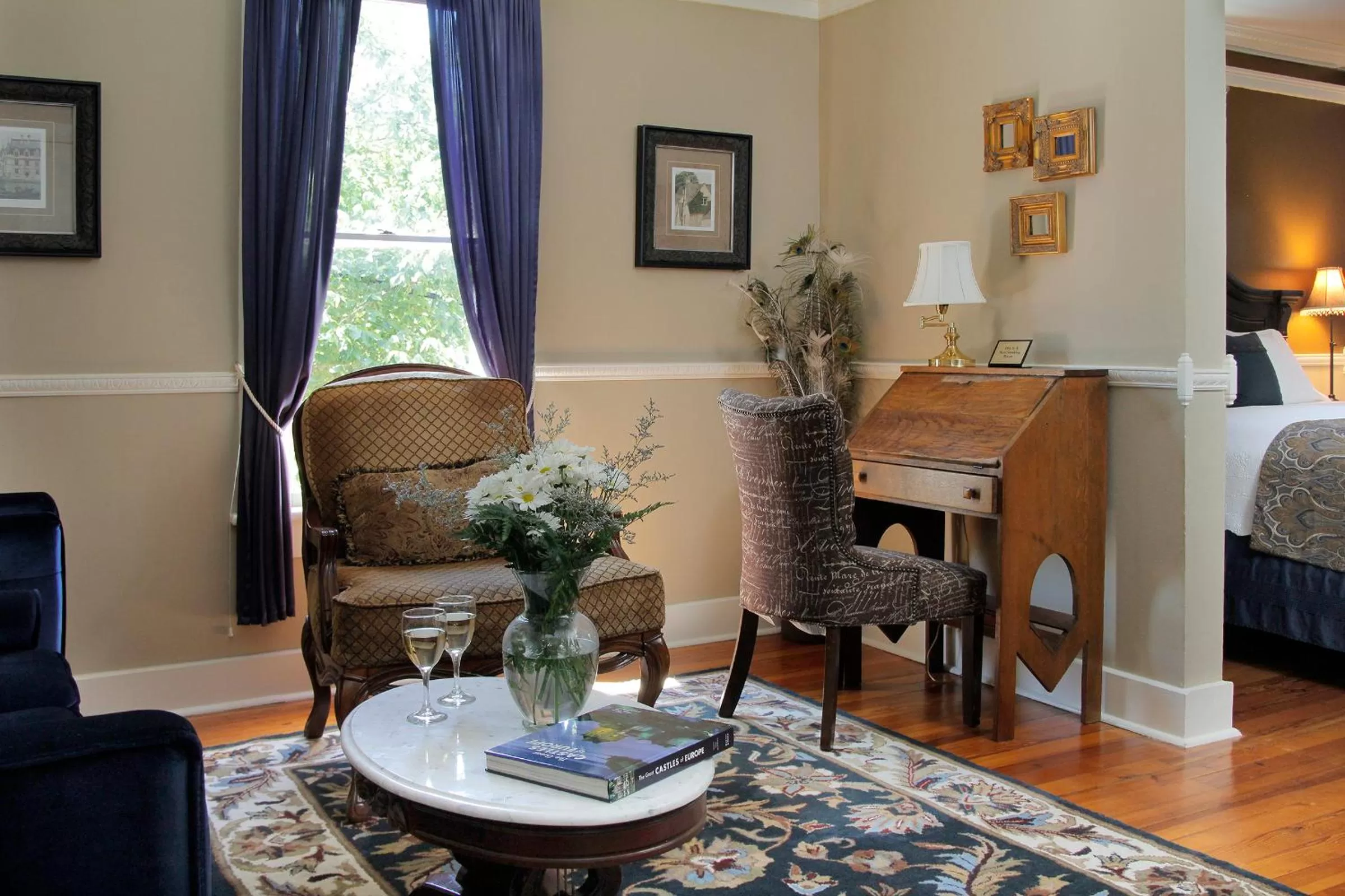 Seating Area in Heartstone Inn