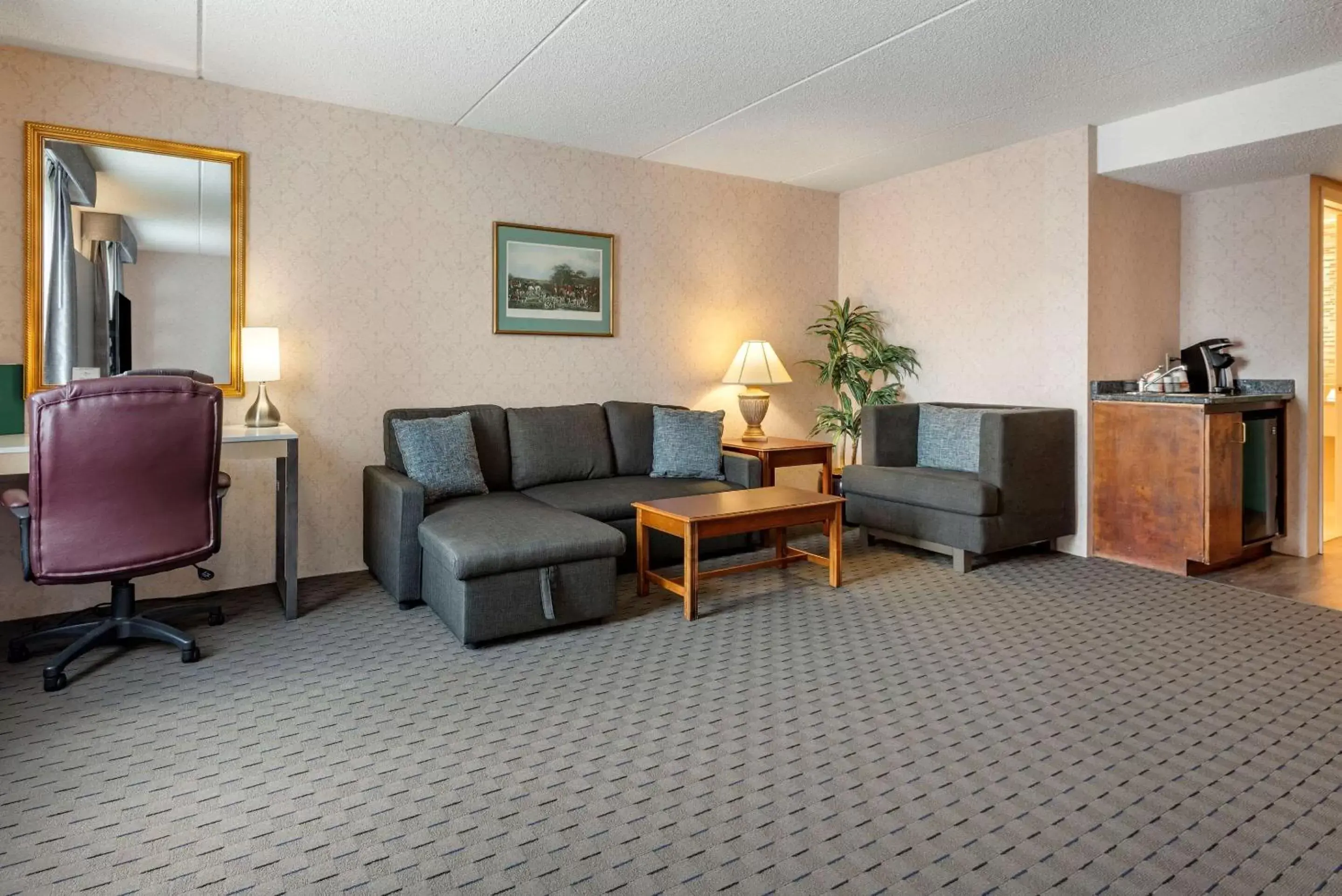 Bedroom, Seating Area in Quality Inn Montgomeryville-Philadelphia