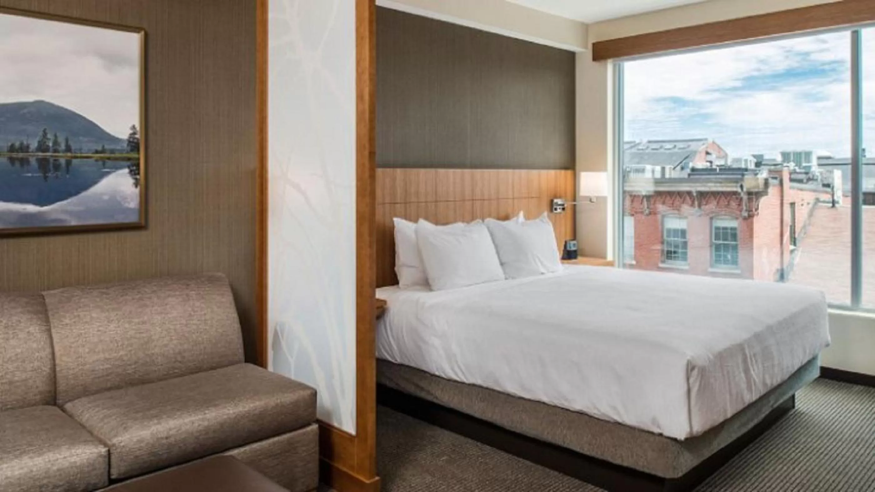 King Room with Sofa Bed in Hyatt Place Portland Downtown - Old Port Square