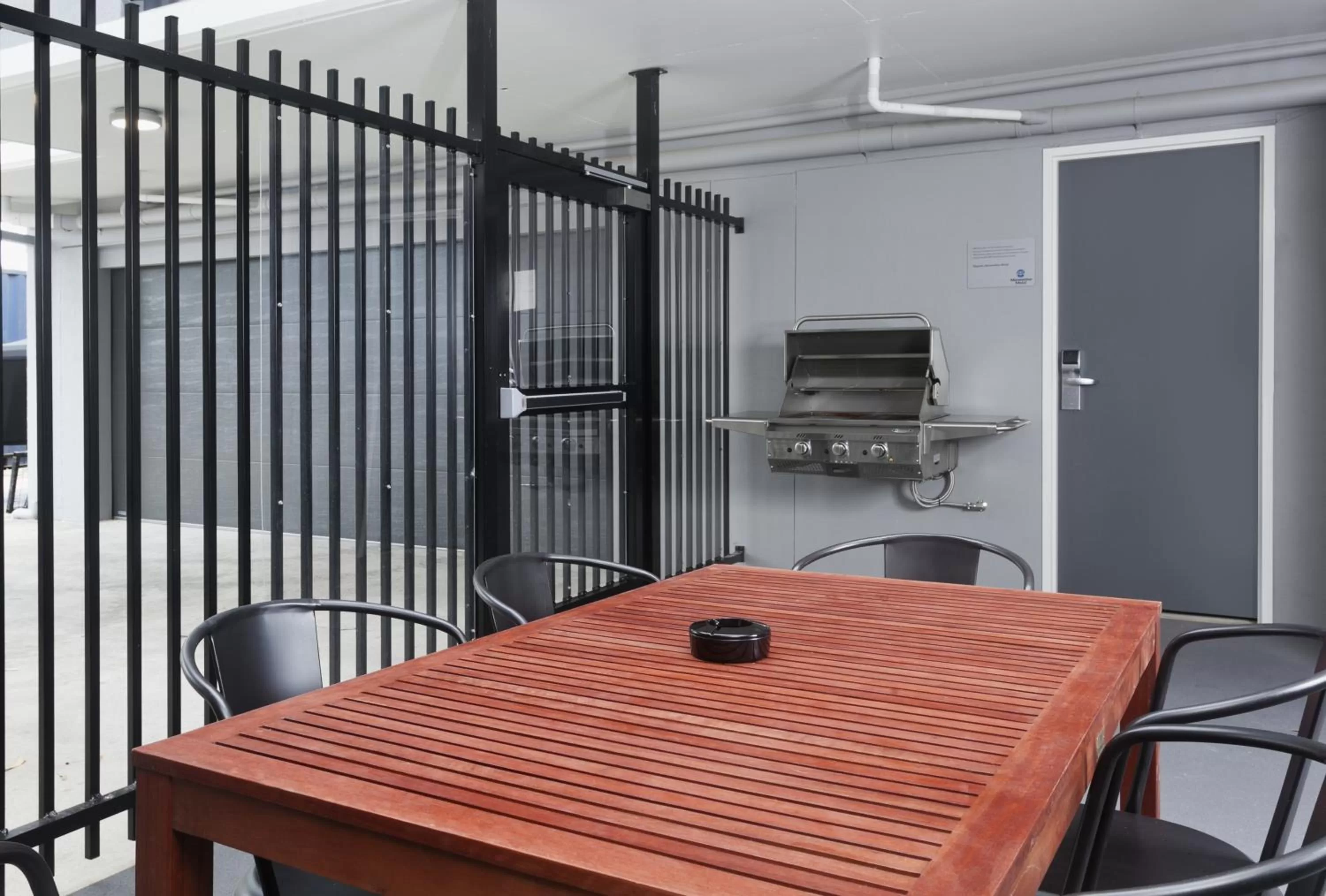 Food in Merewether Motel