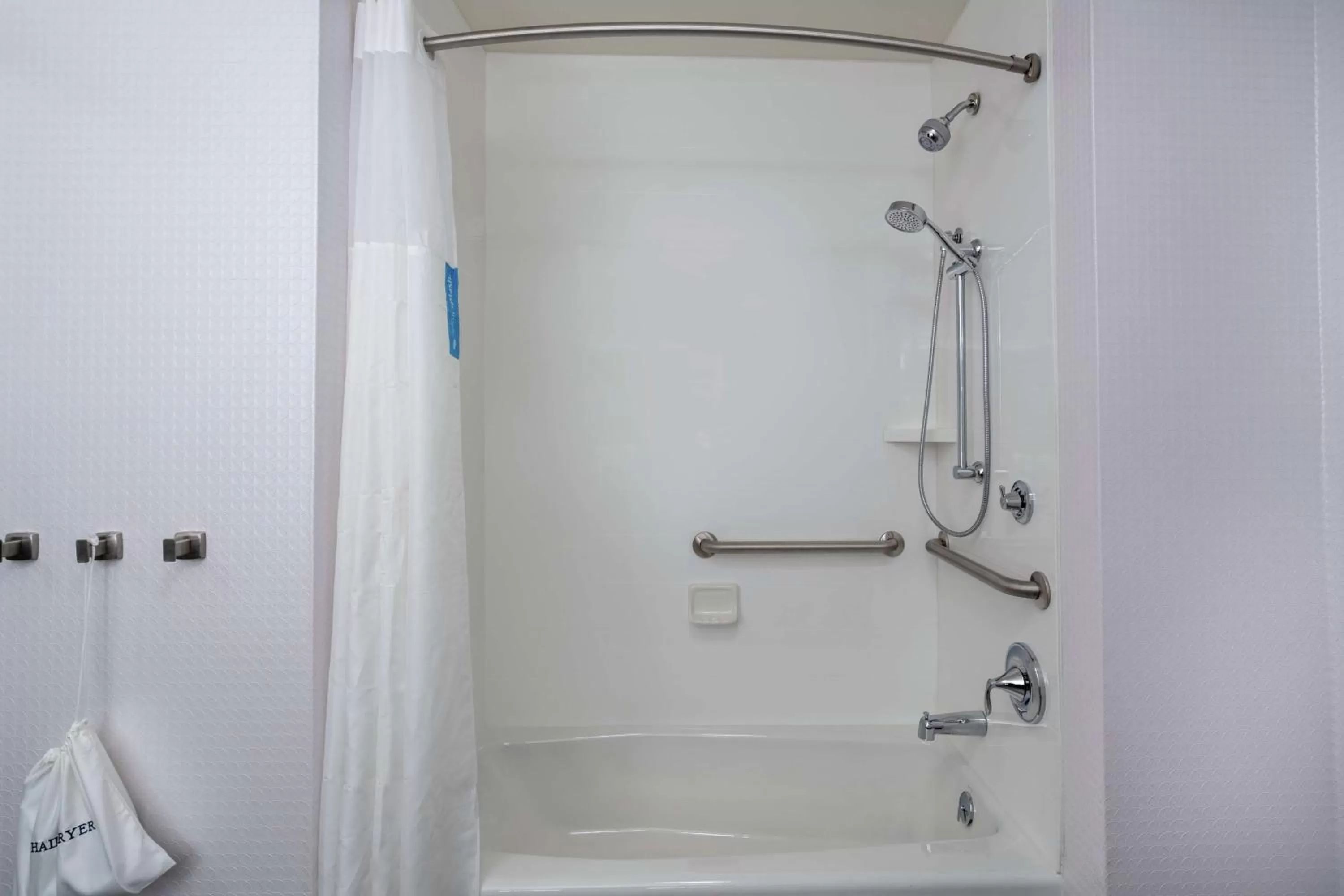 Bathroom in Hampton Inn Weston, WV