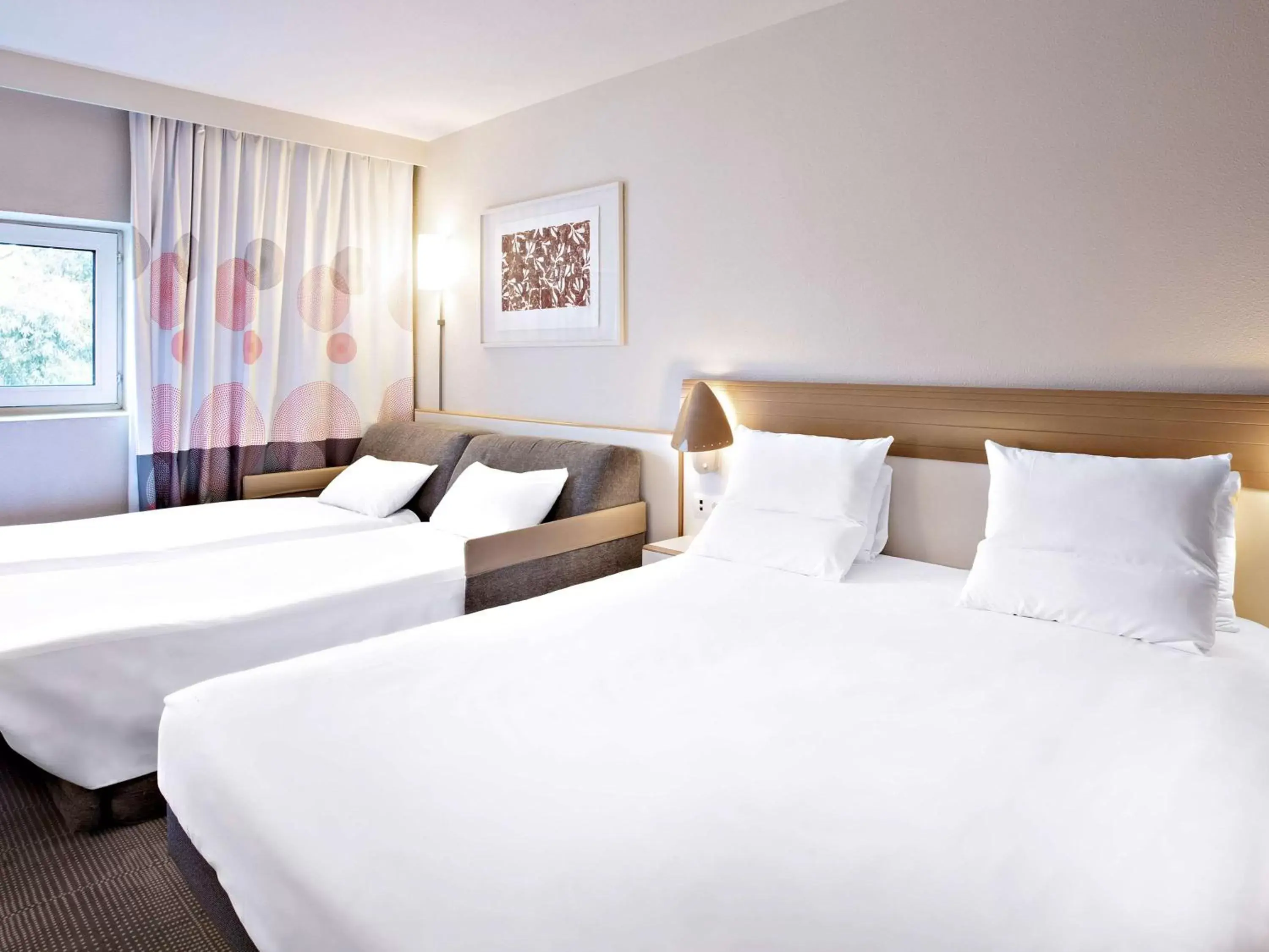 Photo of the whole room, Bed in Novotel Paris Orly Rungis