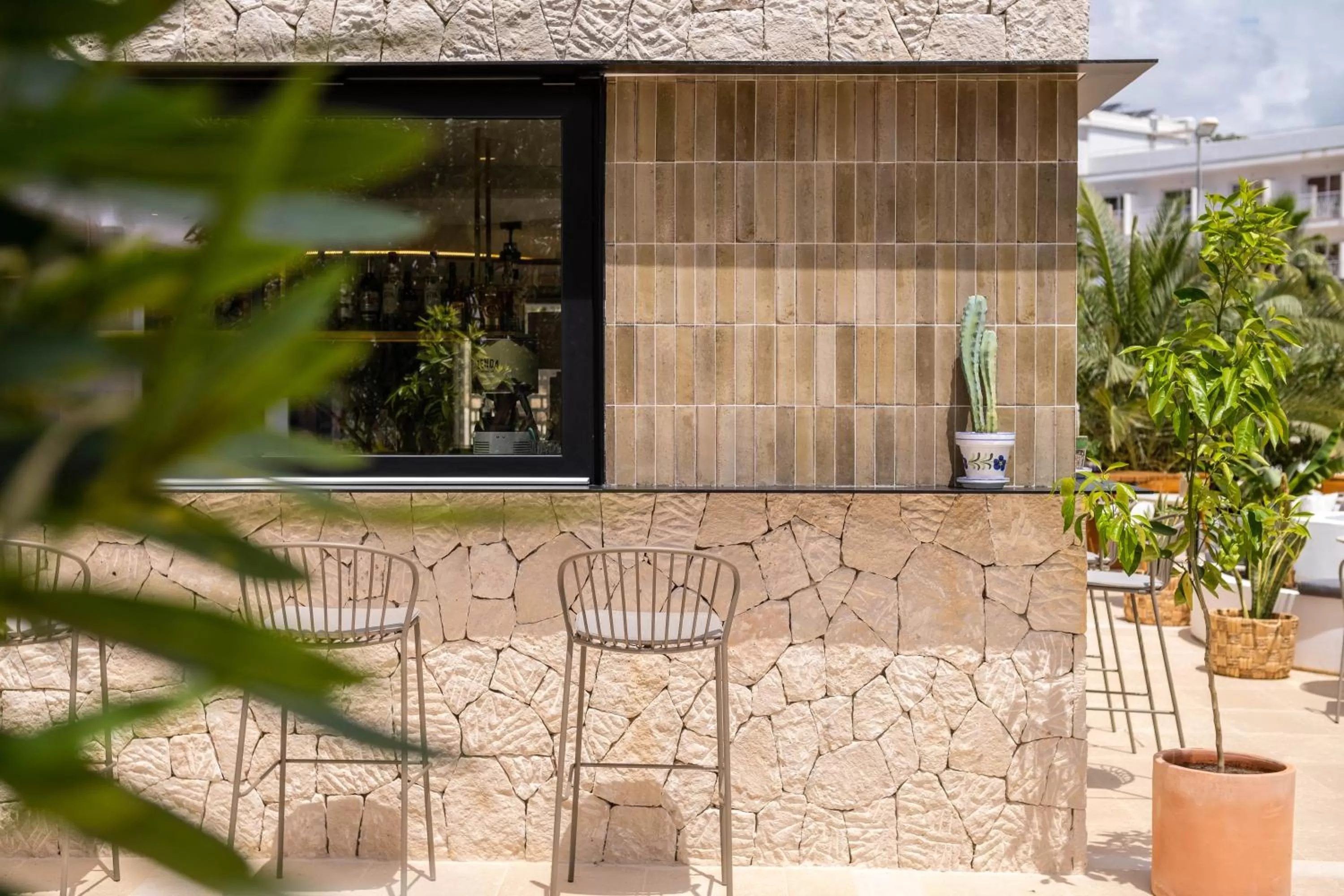 Bella Colina I Vintage Hotel 1953