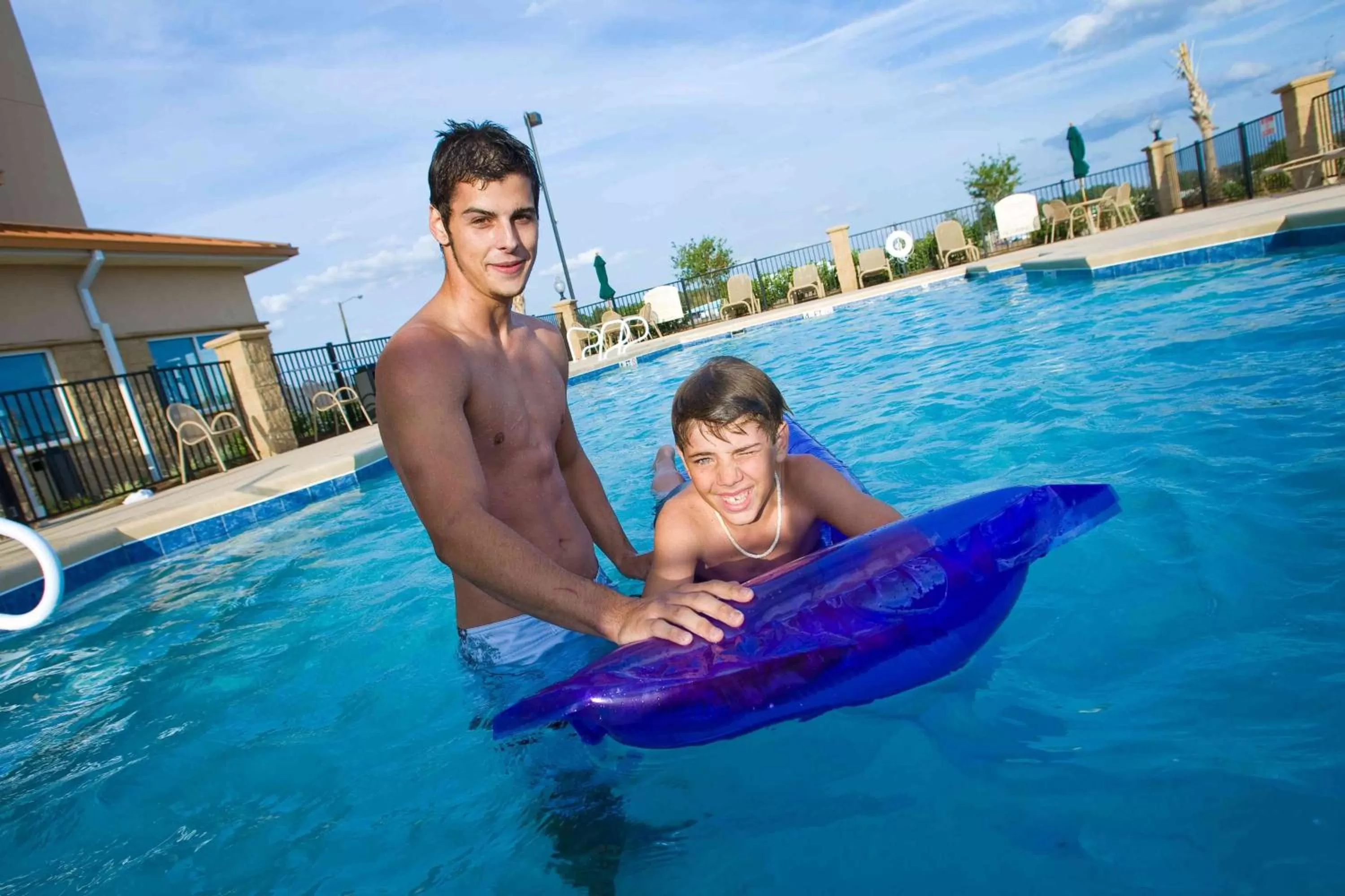 Swimming pool in Holiday Inn Valdosta Conference Center by IHG