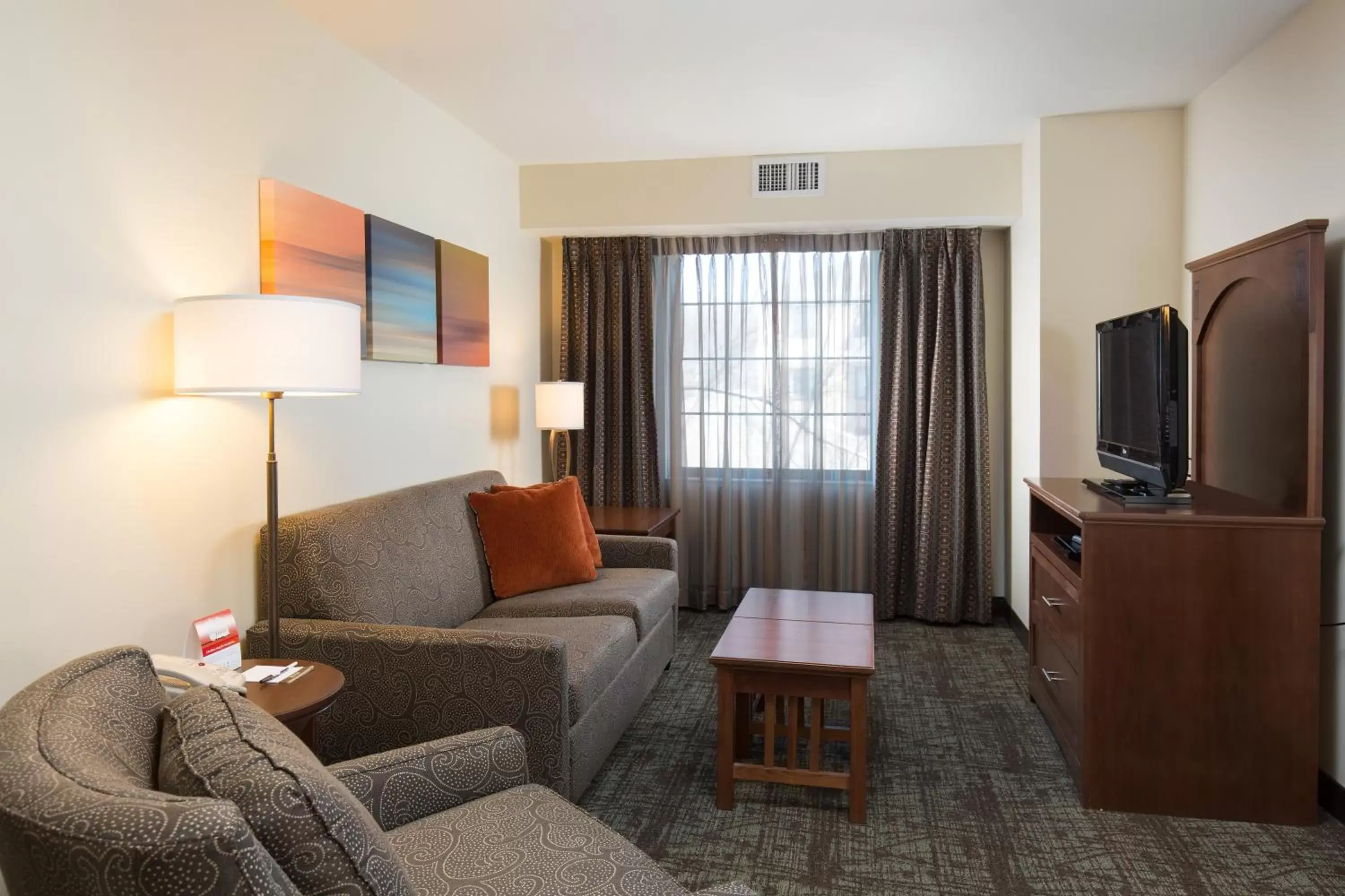 Photo of the whole room in Staybridge Suites Toledo/Maumee by IHG Photo of the whole room in Staybridge Suites Toledo/Maumee by IHG