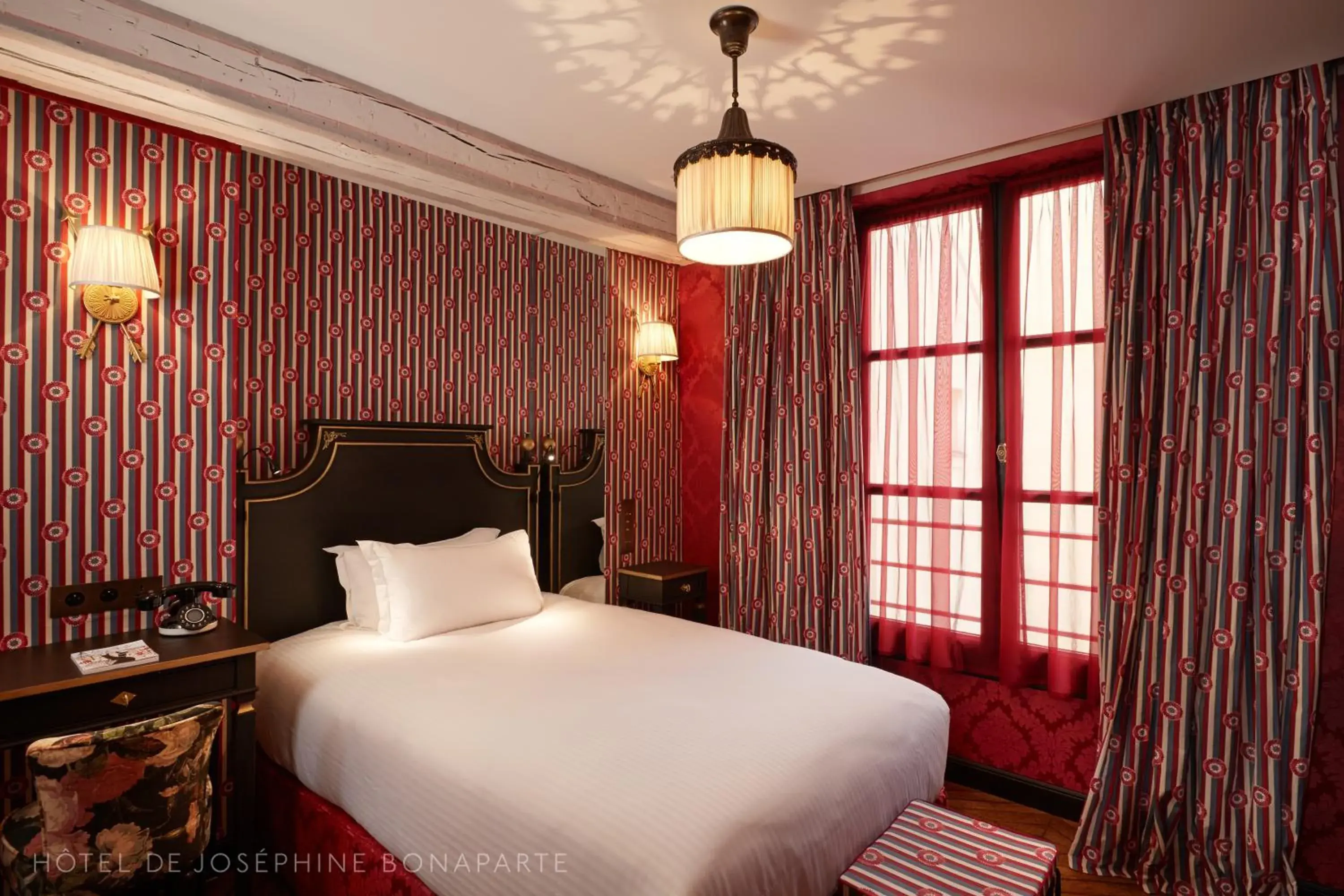 Photo of the whole room, Room Photo in Hôtel de Joséphine BONAPARTE
