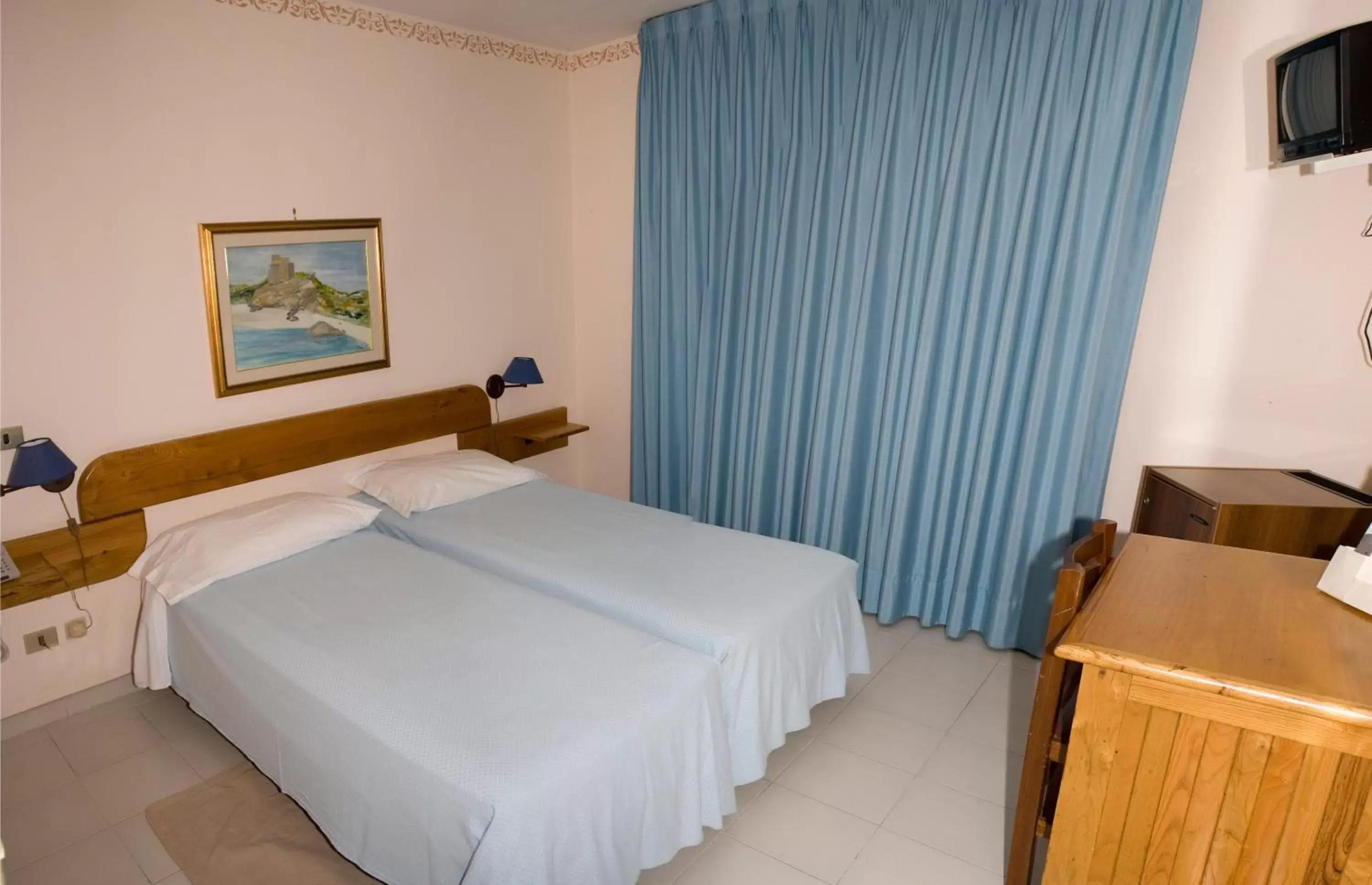 Photo of the whole room, Bed in Hotel Marinella