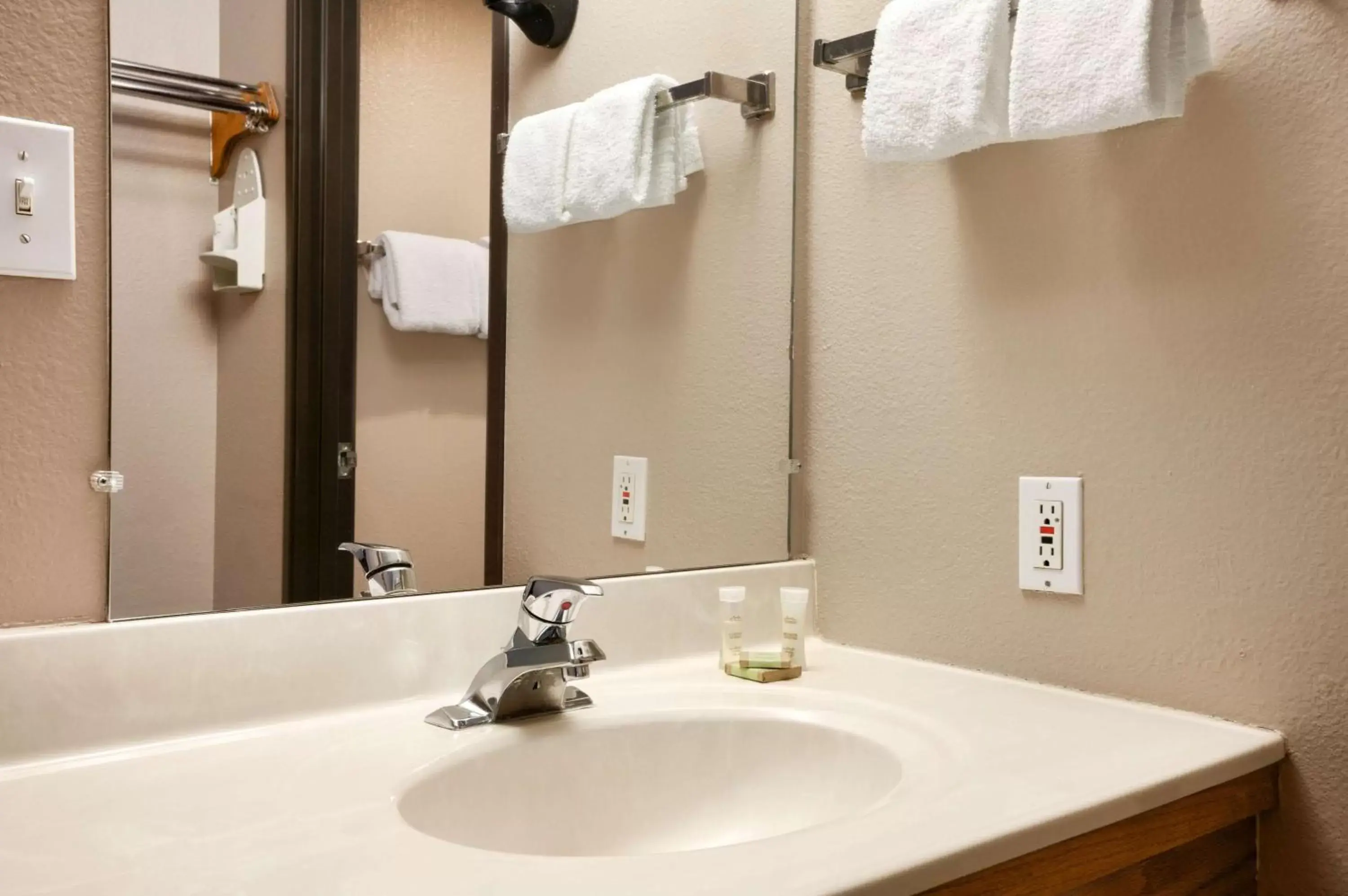 Bathroom in Super 8 by Wyndham Durango