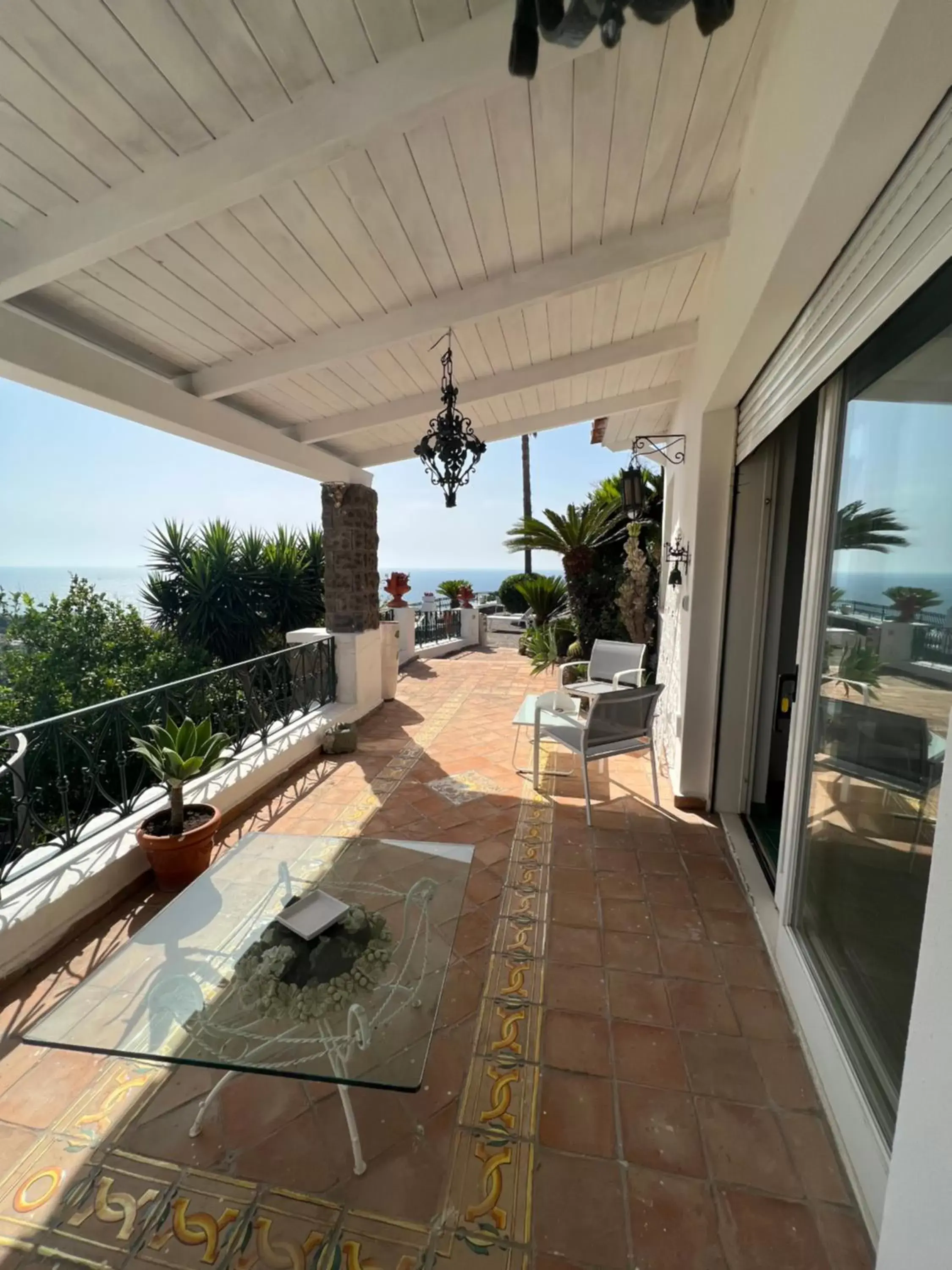 Patio, Balcony/Terrace in Blu Panorama