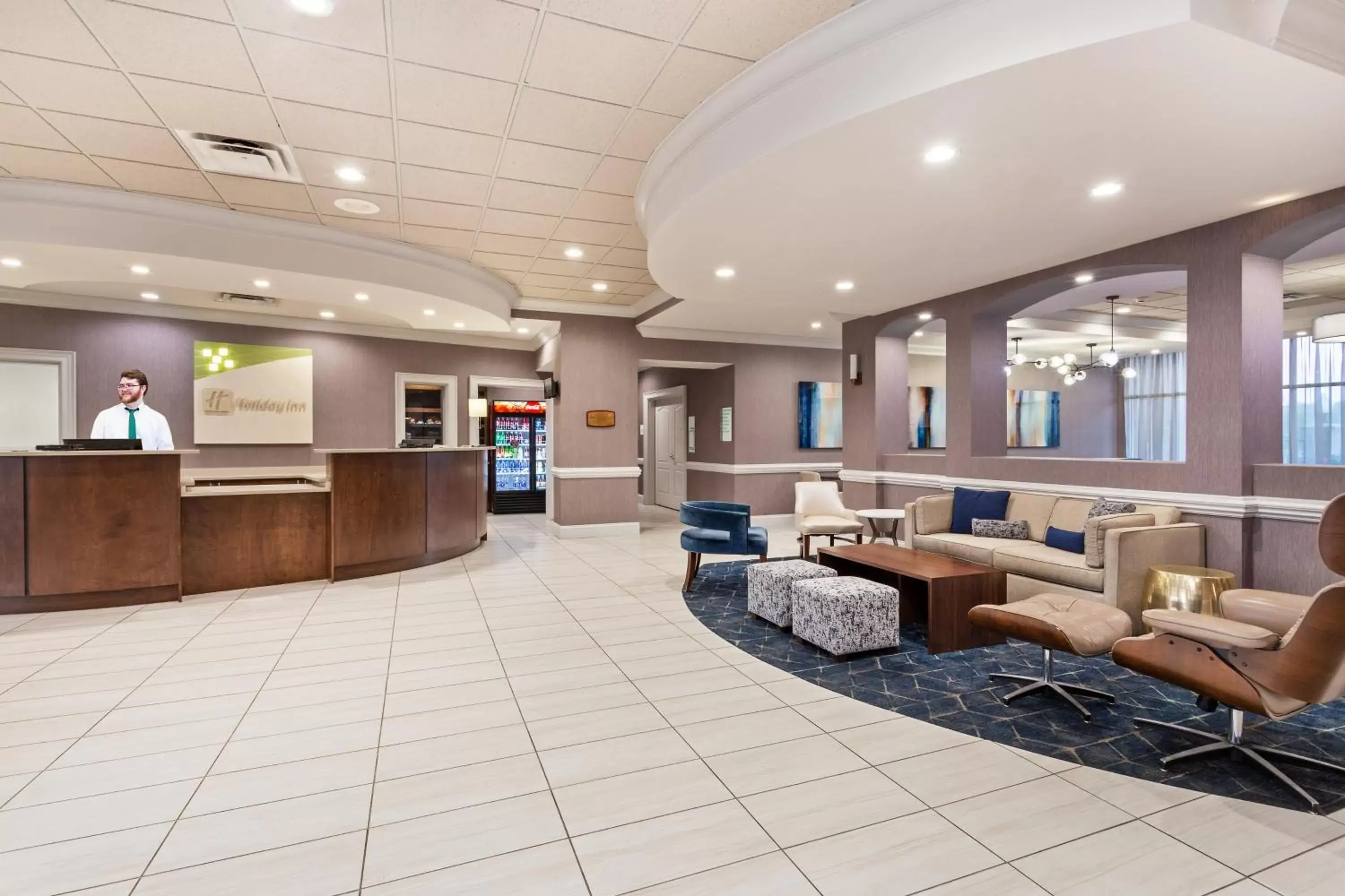 Property building, Lobby/Reception in Holiday Inn Valdosta Conference Center, an IHG Hotel