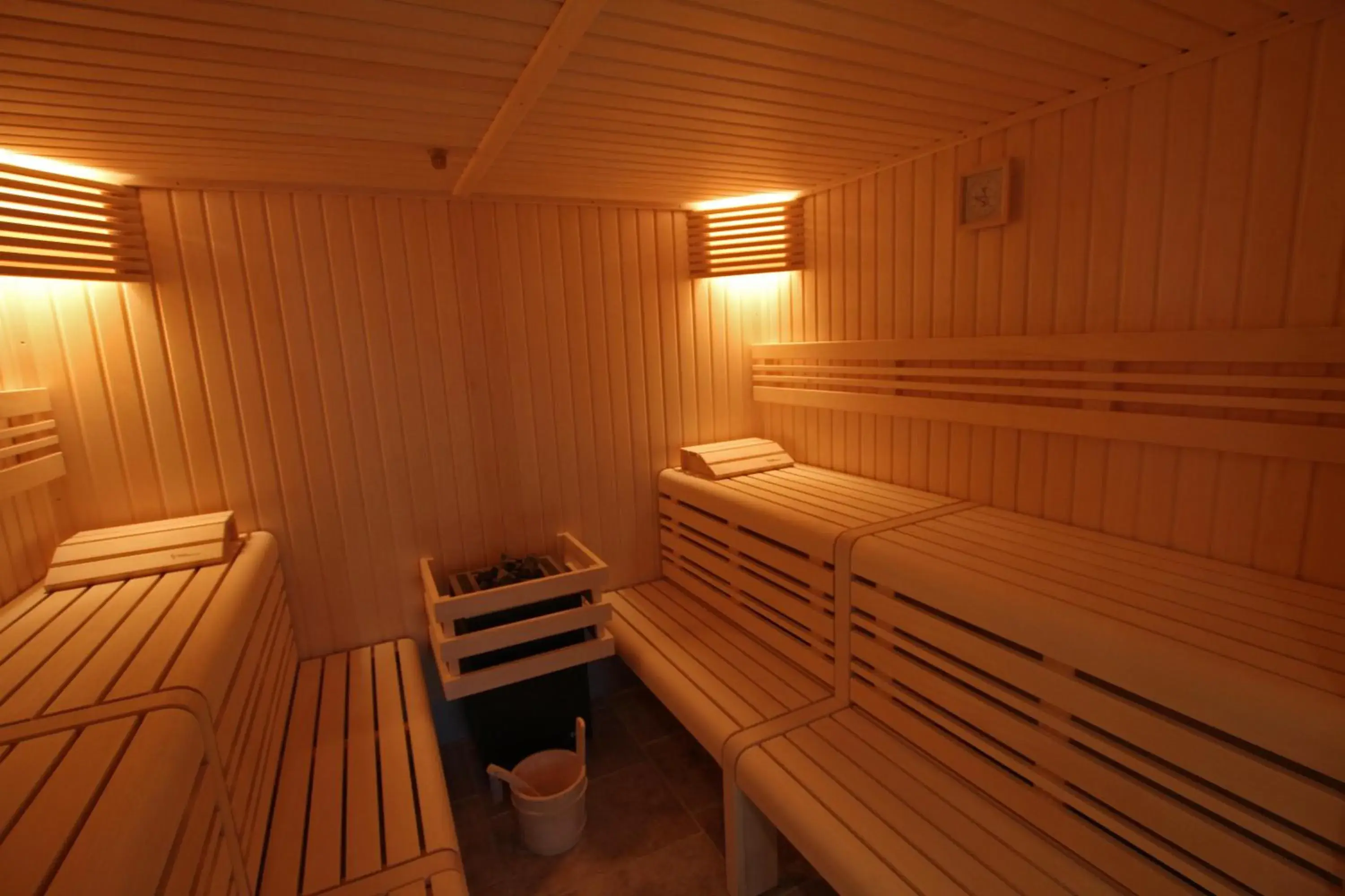 Sauna in LE M HOTEL & SPA HONFLEUR