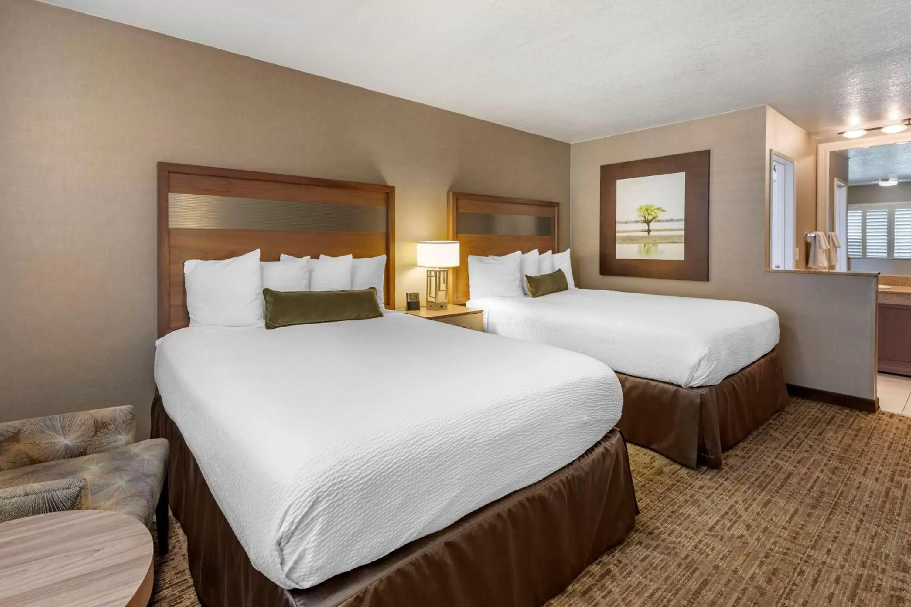 Double Room with Two Double Beds - single occupancy - Non-Smoking in Best Western Plus Anaheim Inn Double Room with Two Double Beds - single occupancy - Non-Smoking in Best Western Plus Anaheim Inn