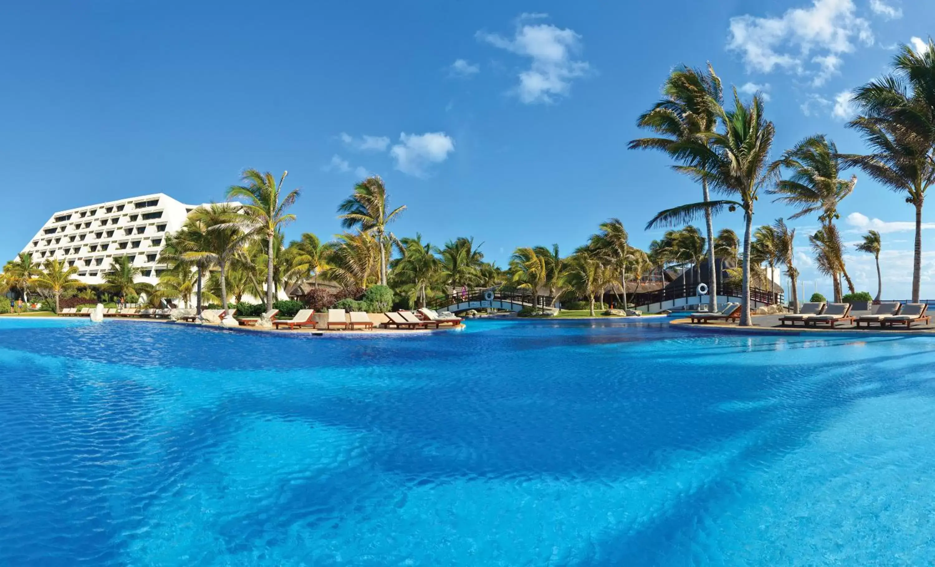 Swimming Pool in The Pyramid Cancun - All Inclusive