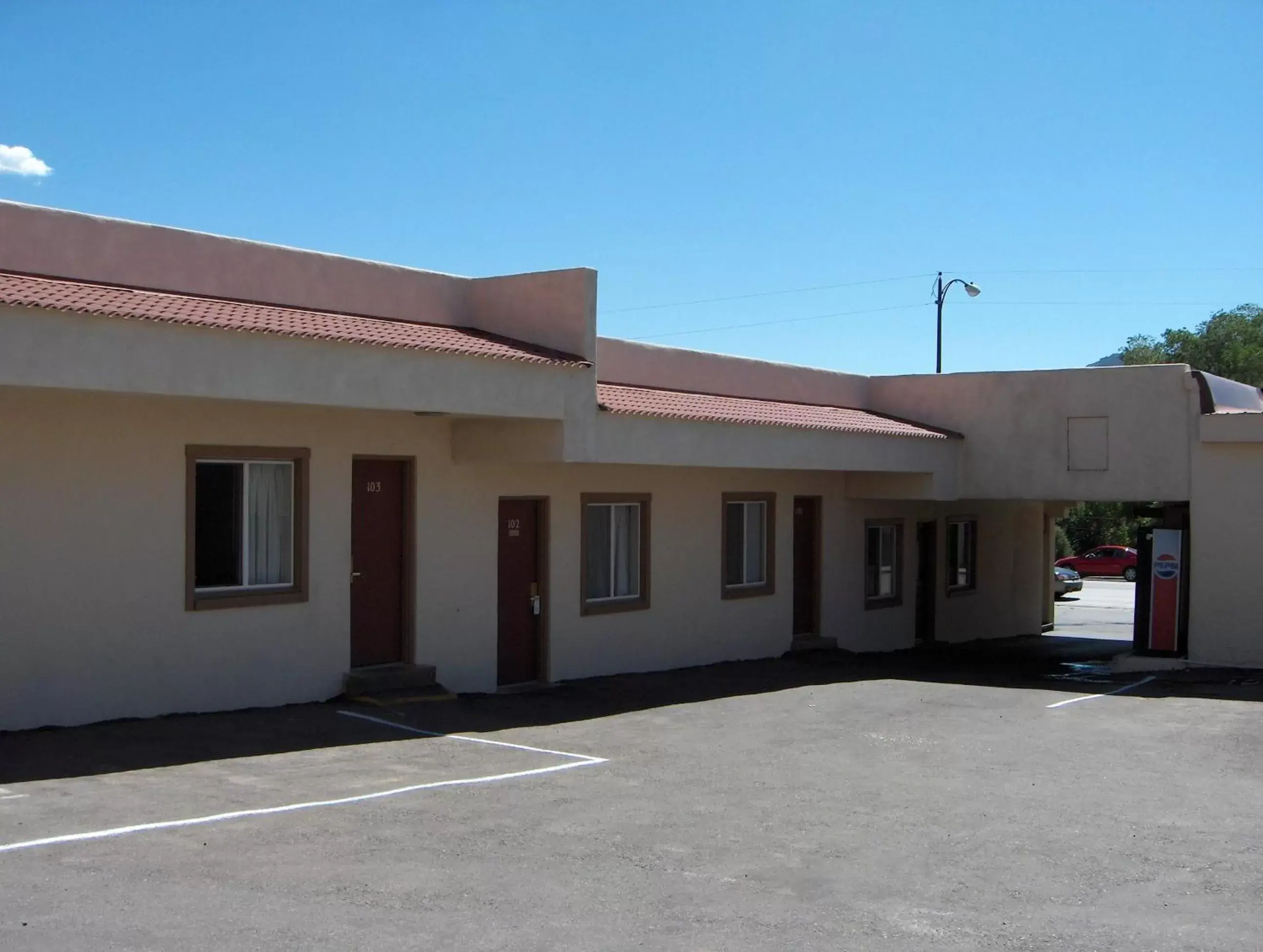 Facade/entrance, Property Building in Budget Inn Durango