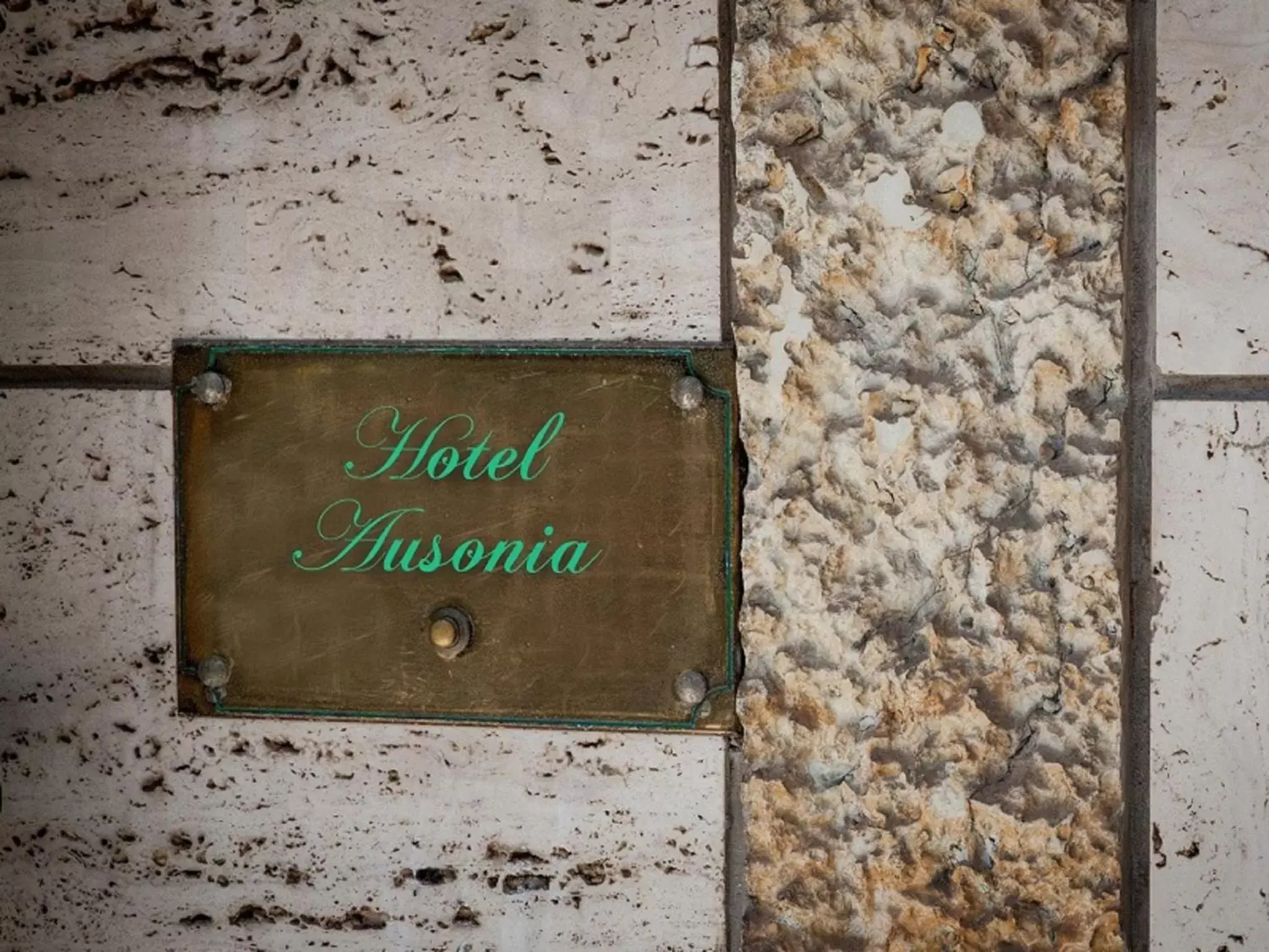 Decorative detail, Property Logo/Sign in Hotel Ausonia