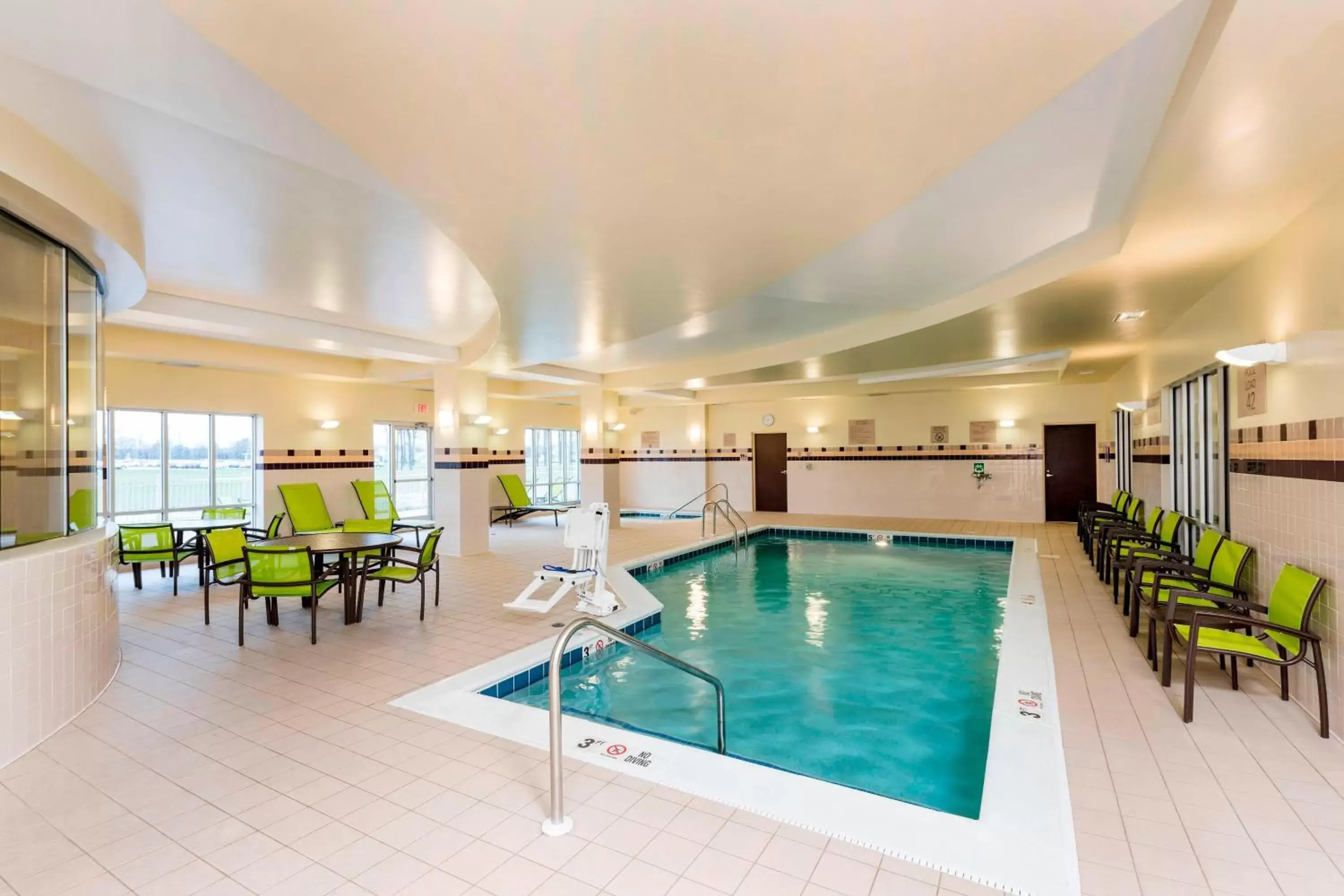Swimming Pool in SpringHill Suites Midland