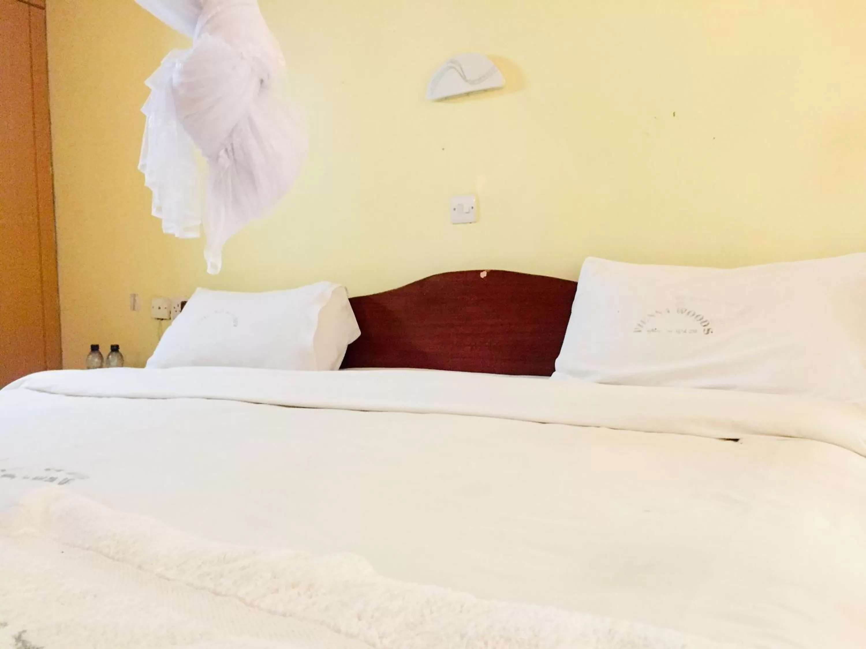 Bed in Vienna Woods Hotel Nakuru