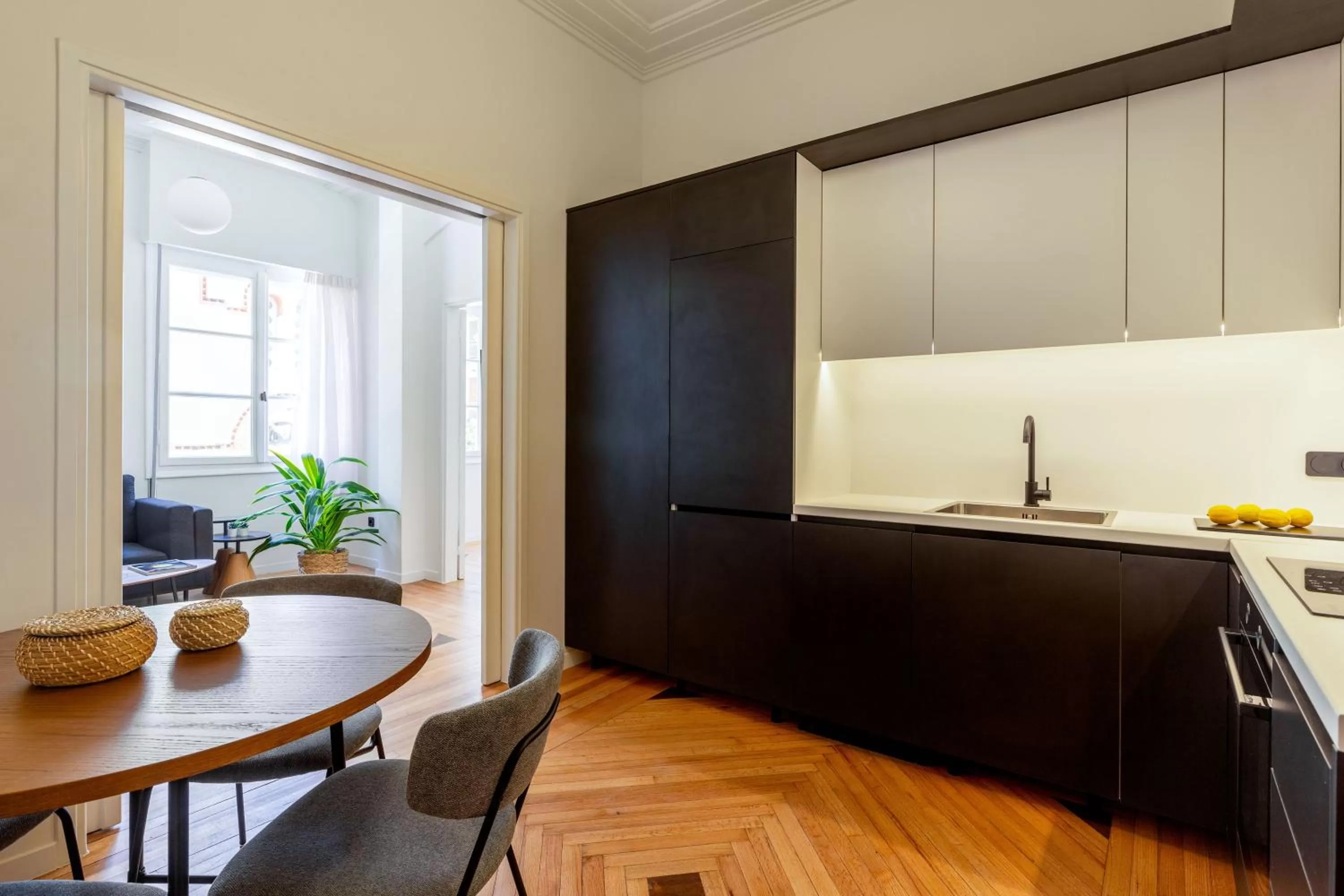 Apartment with Balcony in ZOIA The Met by UPSTREET