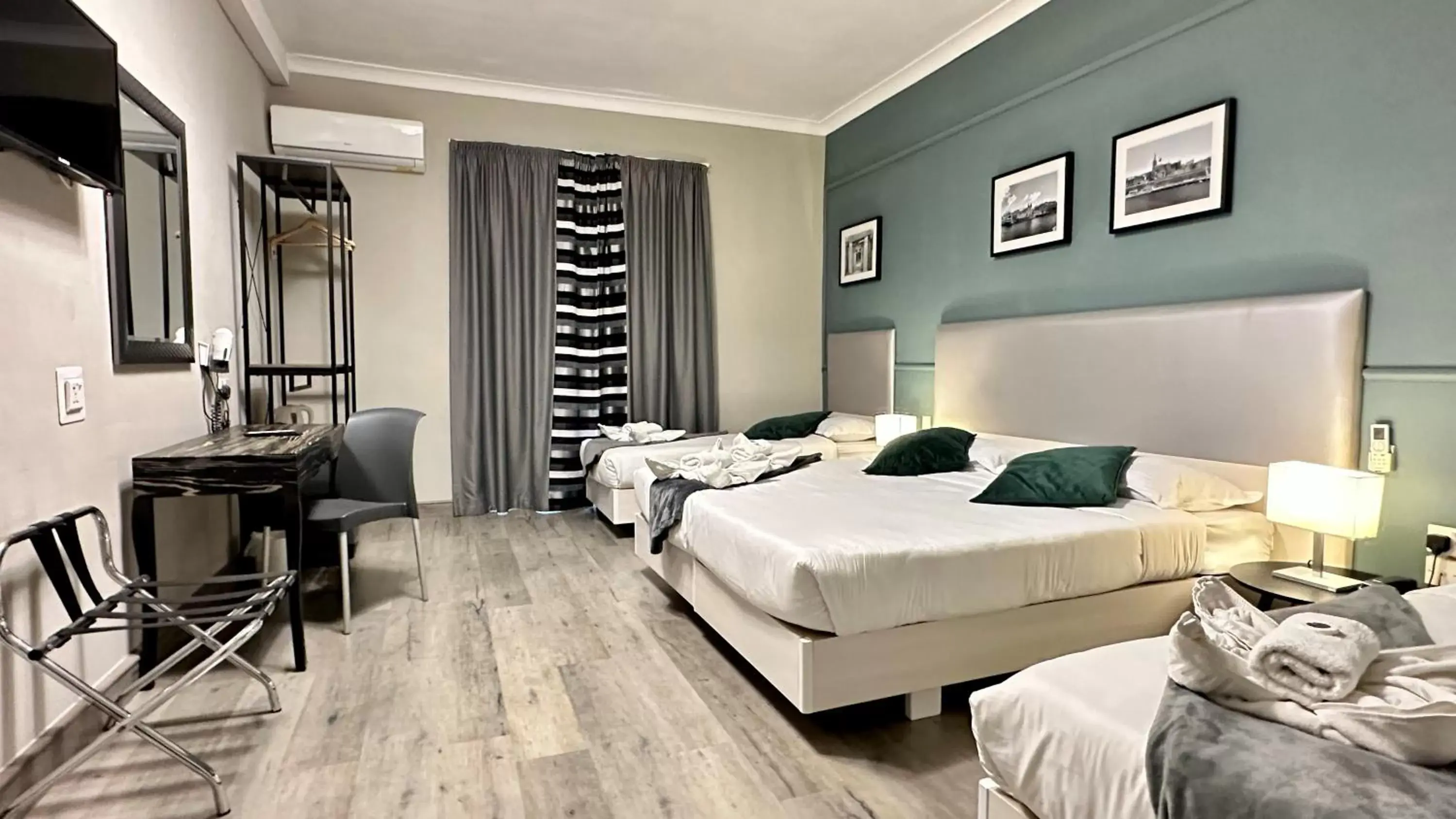 Bedroom in Sliema Marina Hotel