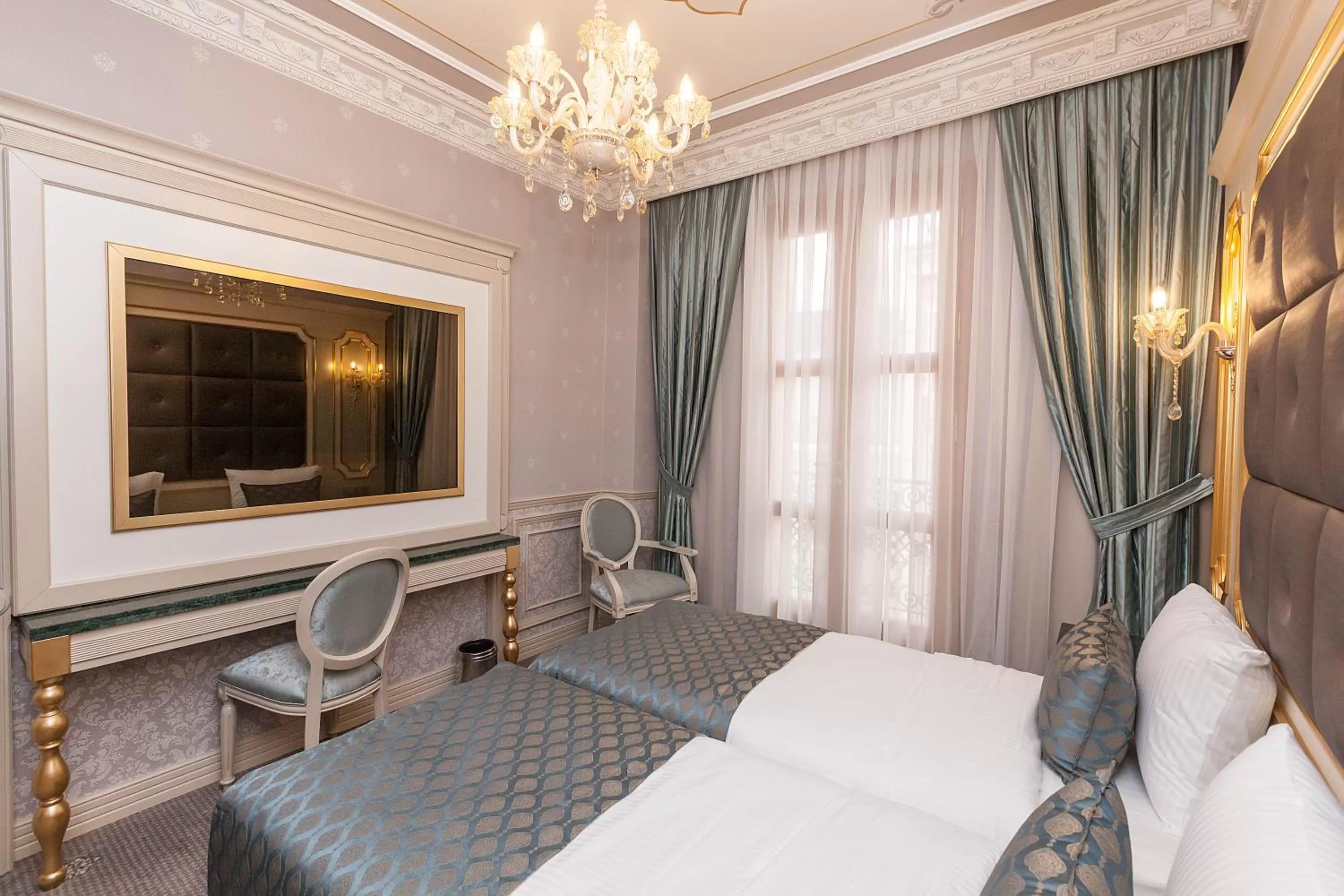 Photo of the whole room, Bed in Meserret Palace Hotel - Special Category