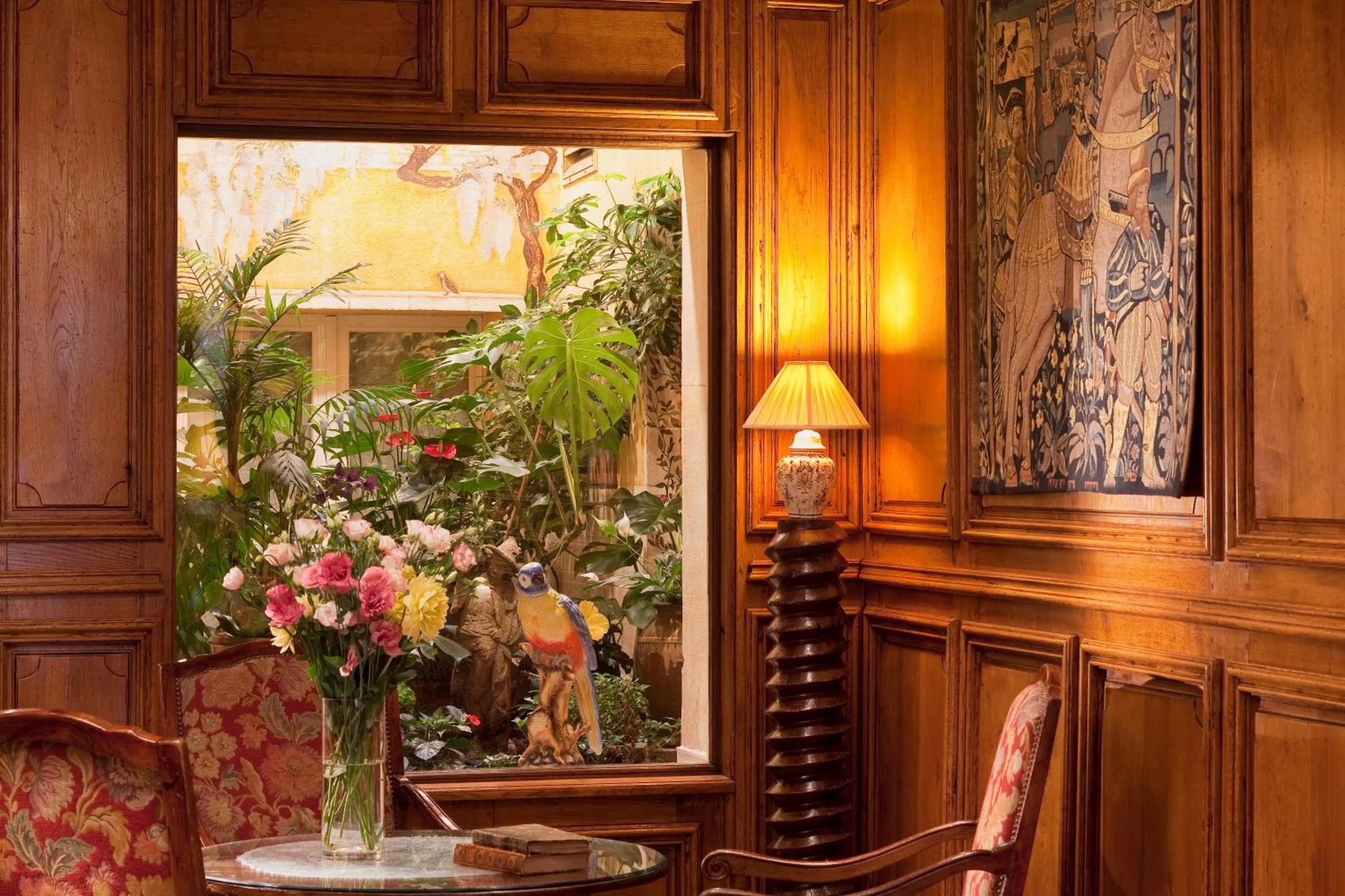 Lounge or bar in Hotel Left Bank Saint Germain