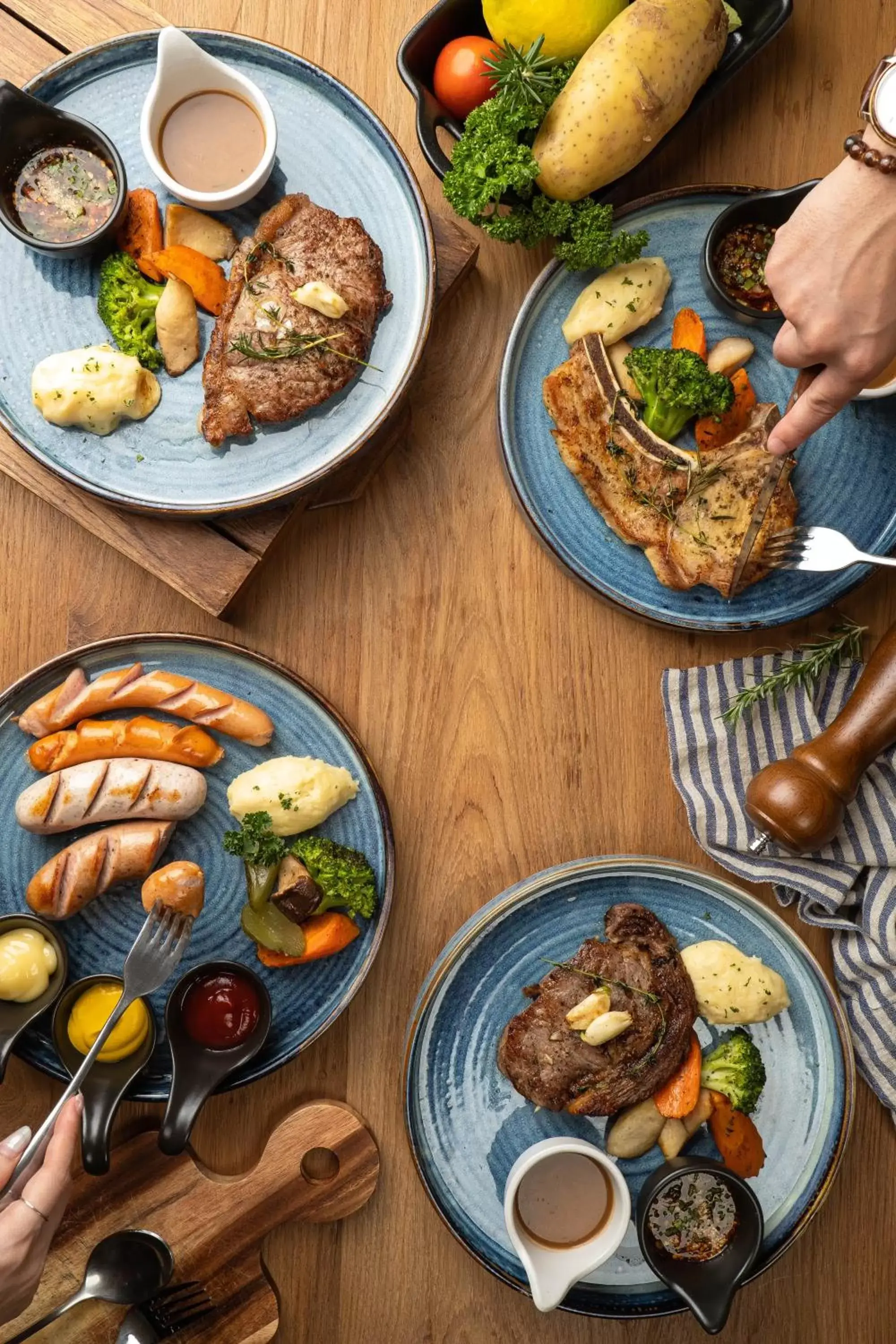 Food and drinks in Proud Phu Fah Muang Chiang Mai Food and drinks in Proud Phu Fah Muang Chiang Mai