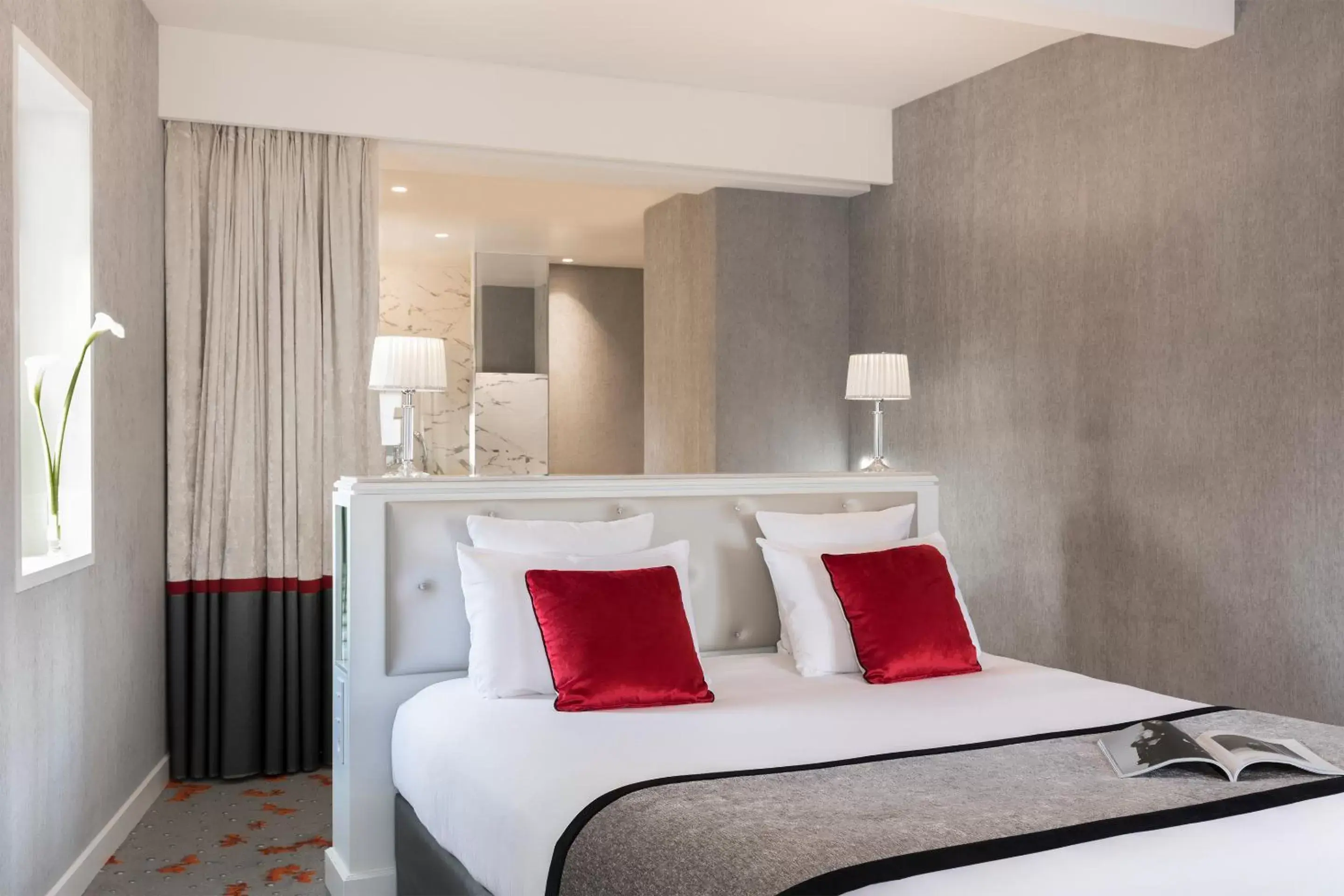 Bedroom, Bed in Maison Albar Hotels Le Diamond