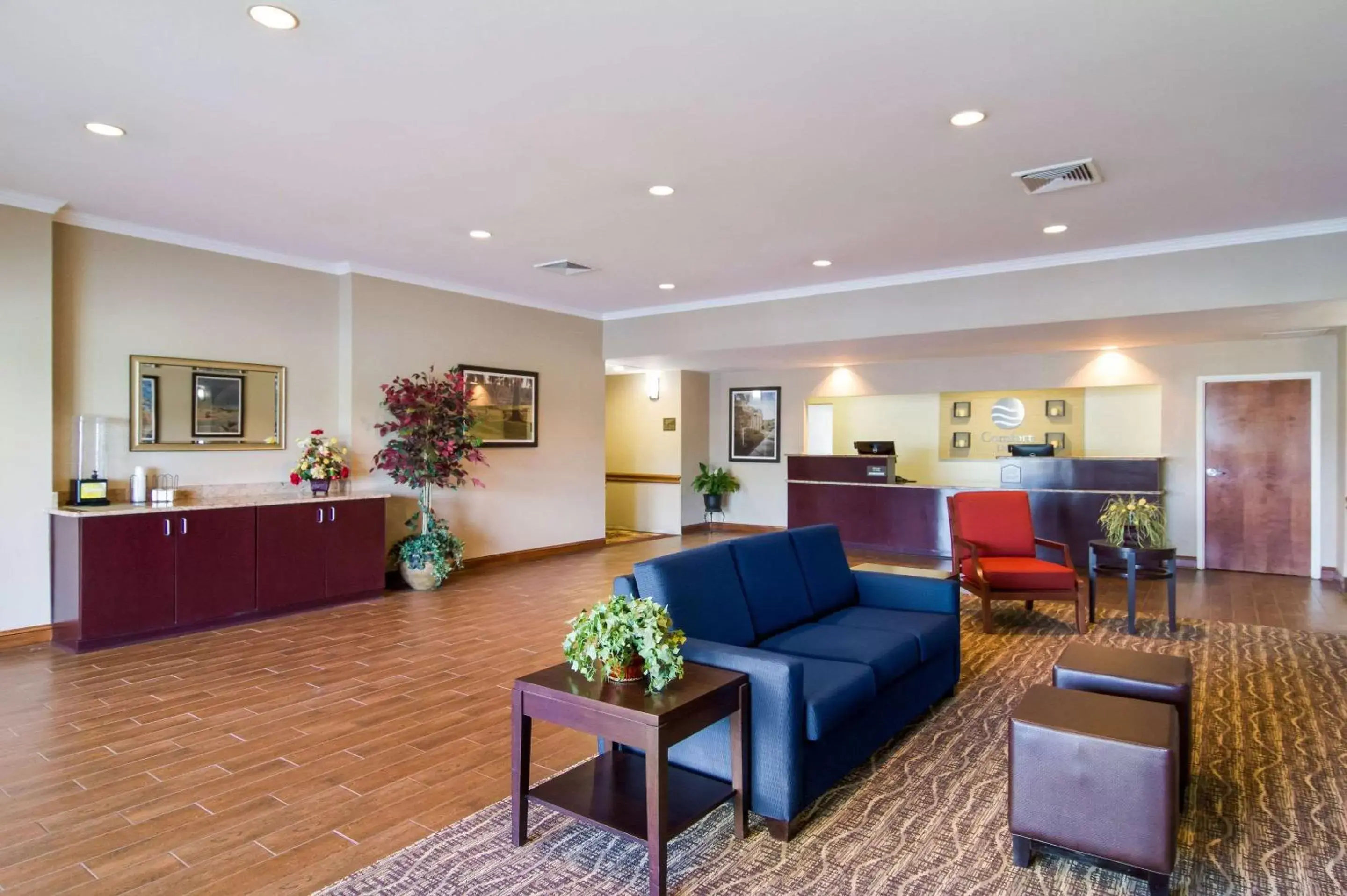 Lobby or reception, Lobby/Reception in Comfort Inn Blackshear Hwy 84