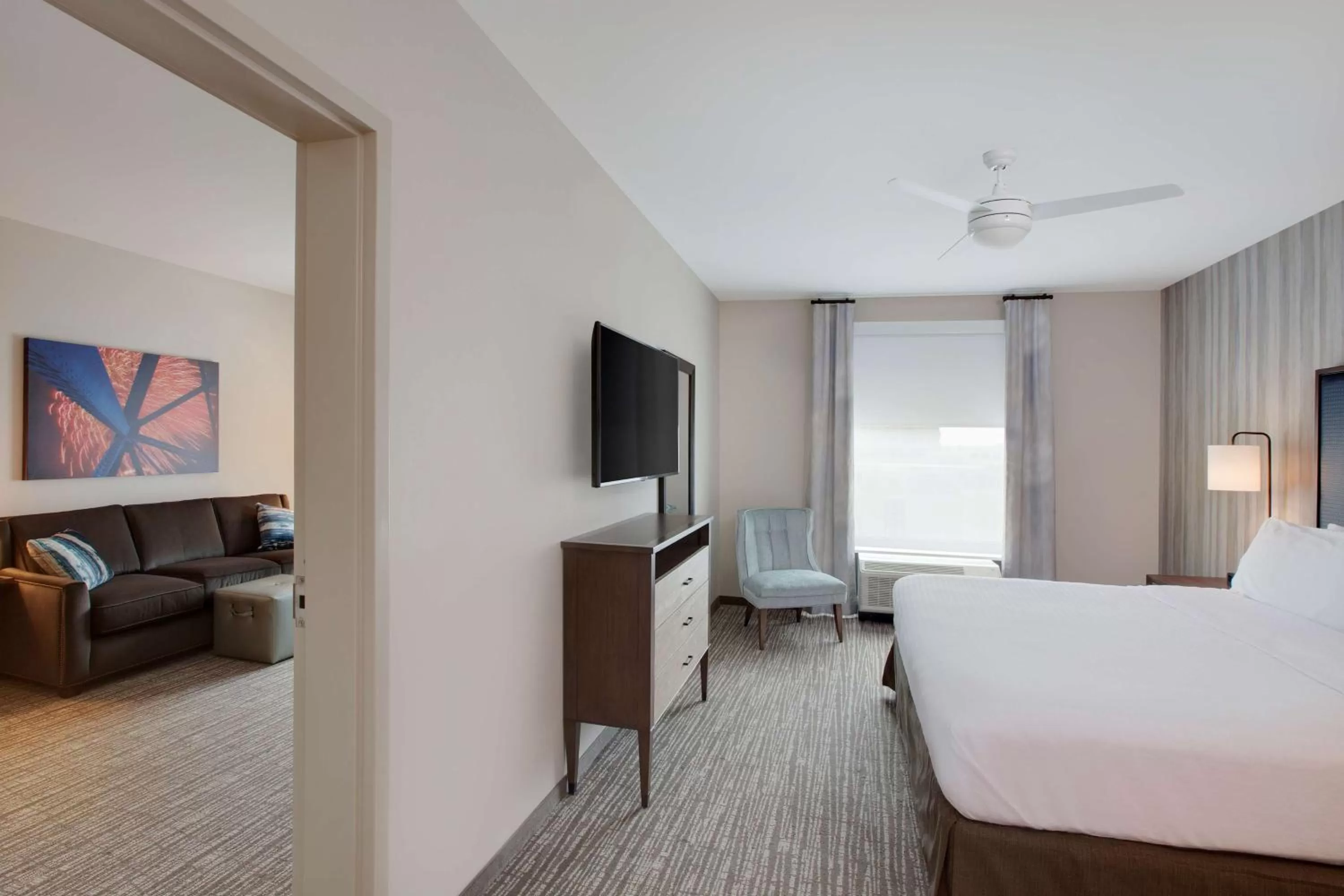 Bedroom, Bed in Homewood Suites By Hilton Louisville Downtown