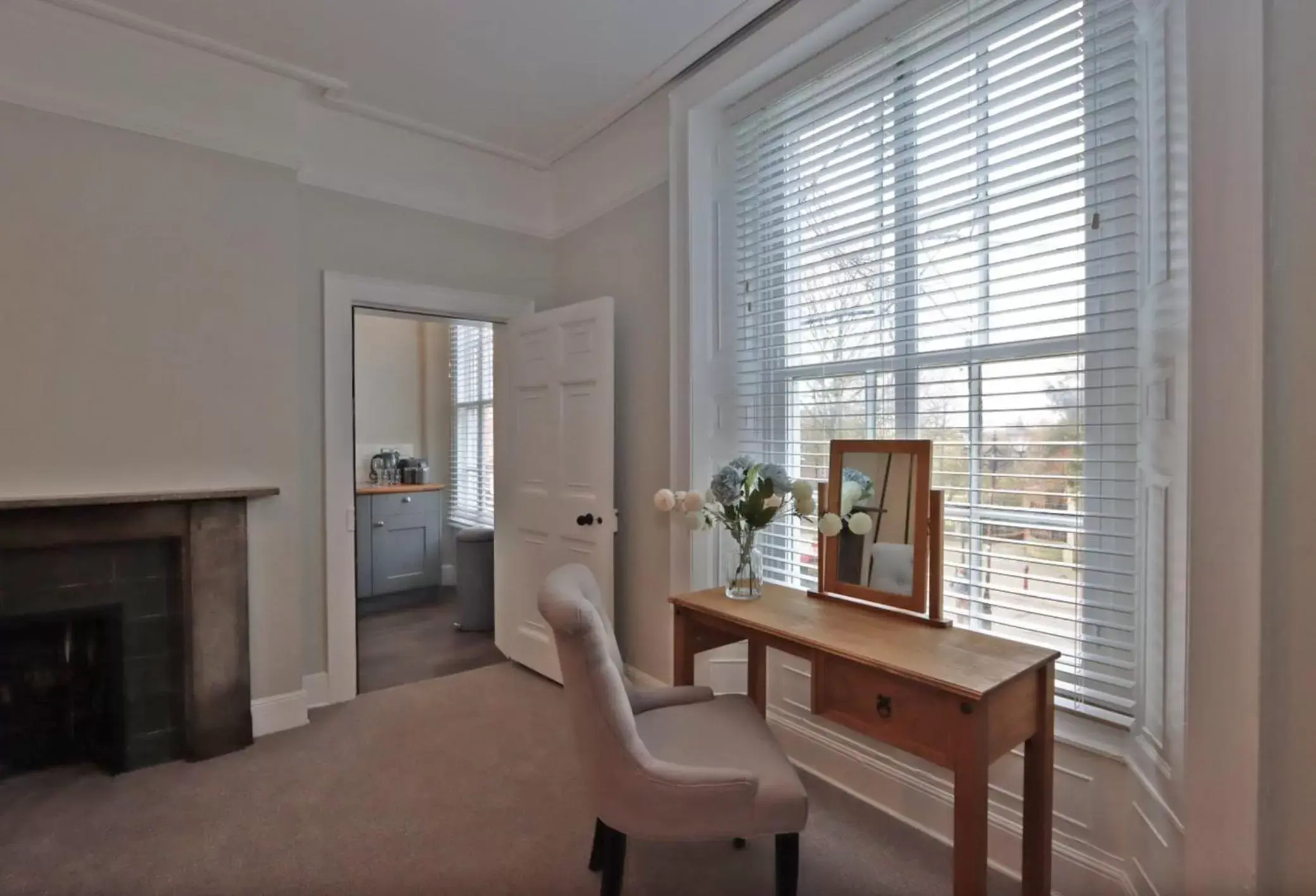 Bedroom, TV/Entertainment Center in No.31 Castle Gate