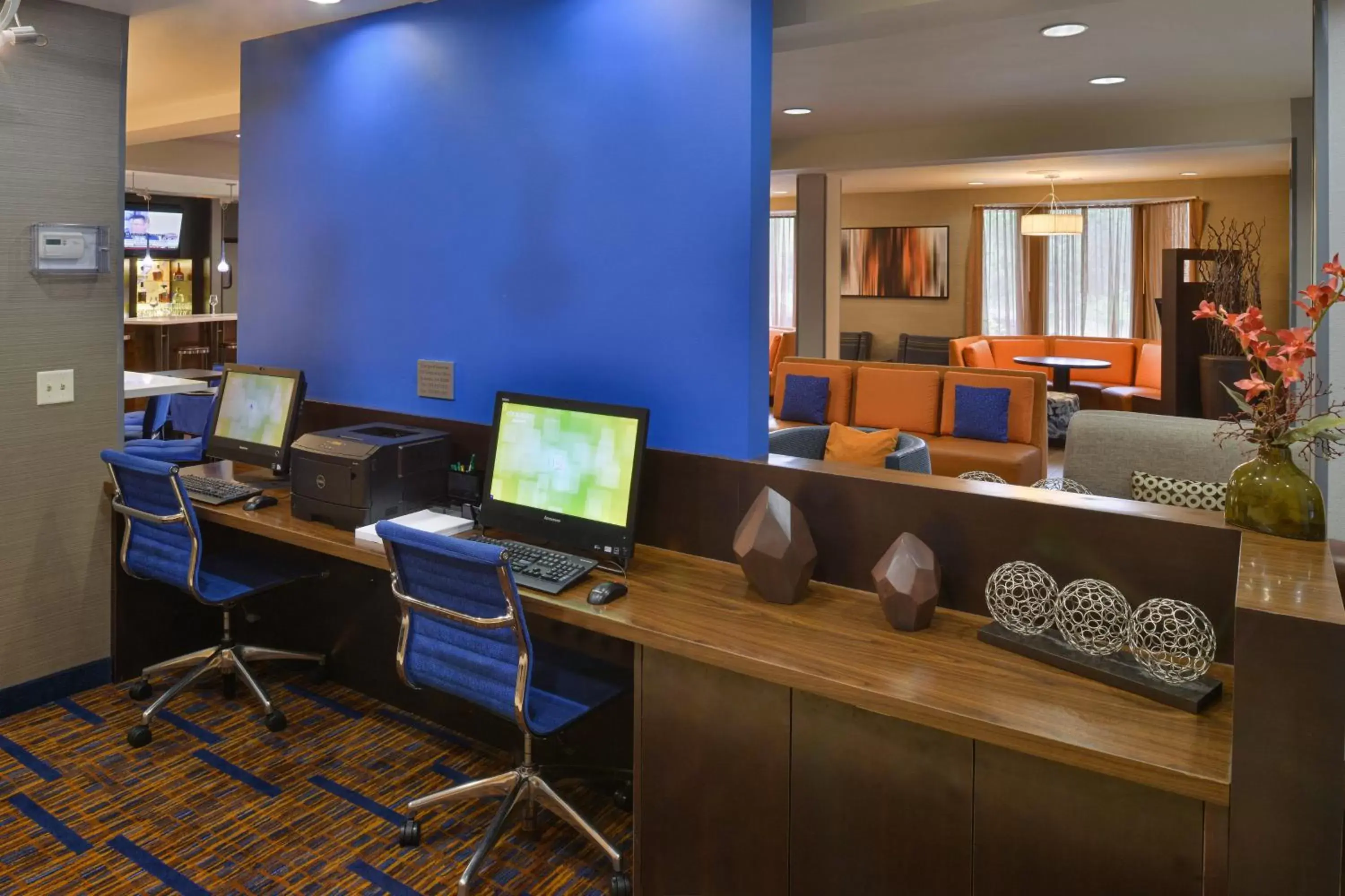 Business facilities in Courtyard Atlanta Suwanee