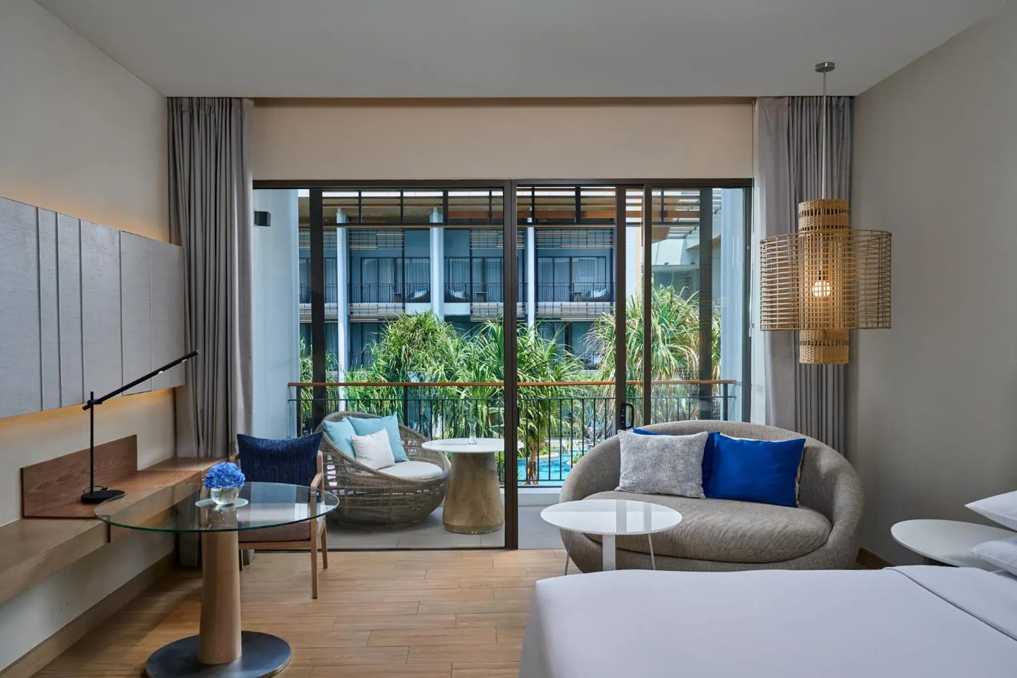 Balcony/Terrace, Seating Area in Renaissance Pattaya Resort & Spa