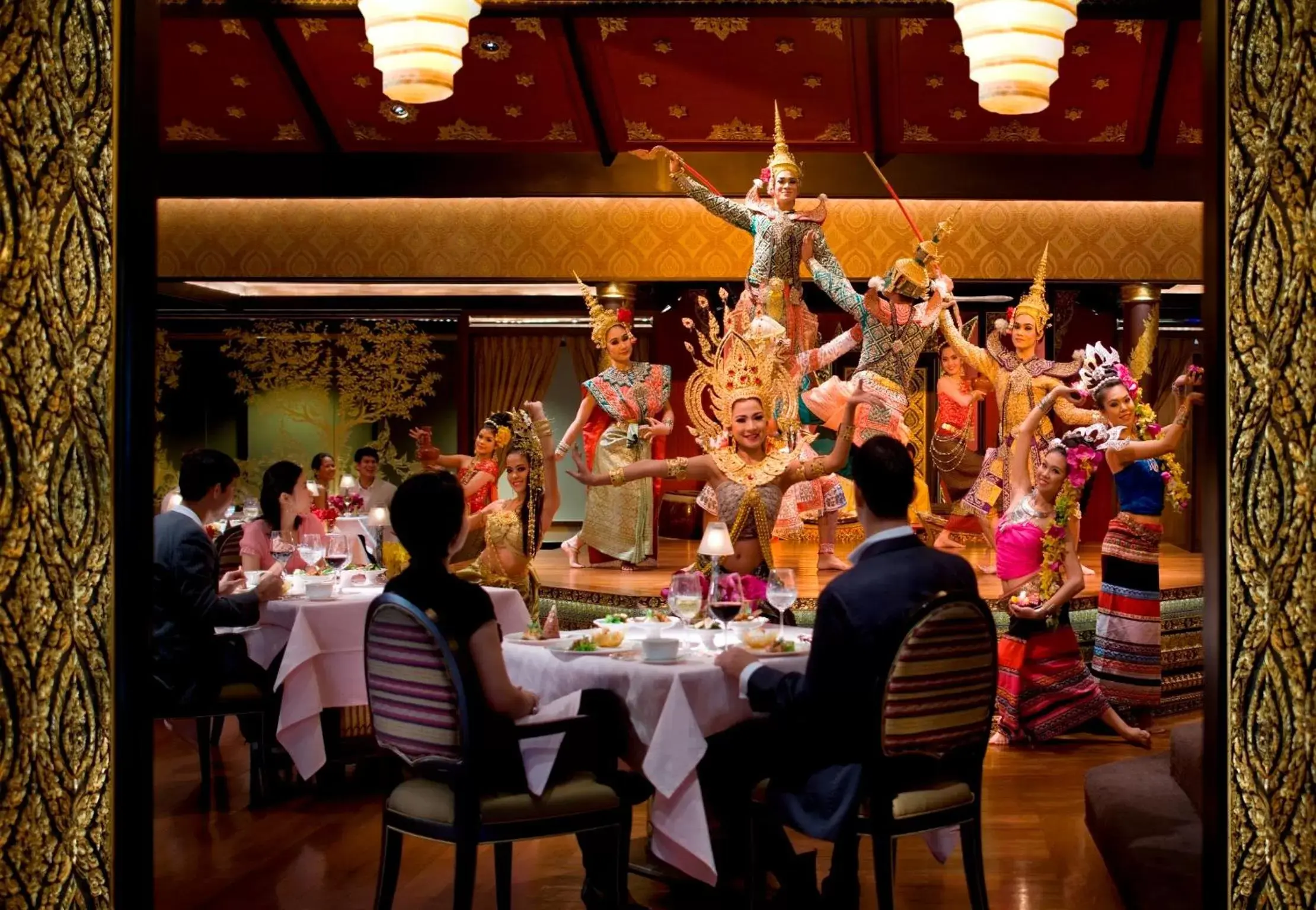 Staff, Restaurant/Places to Eat in Mandarin Oriental Bangkok - SHA Extra Plus