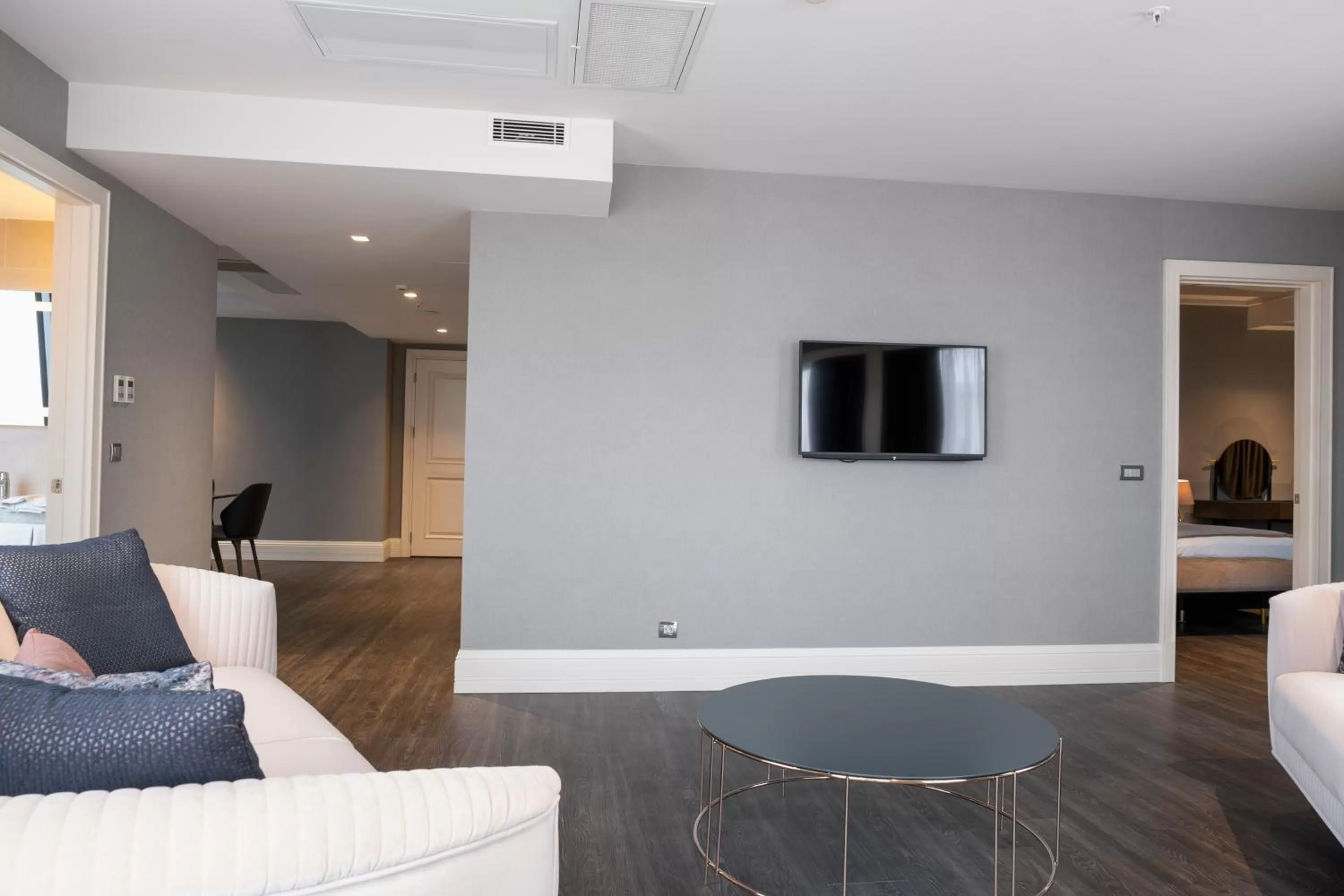 Seating Area in Windsor Hotel & Convention Center Istanbul