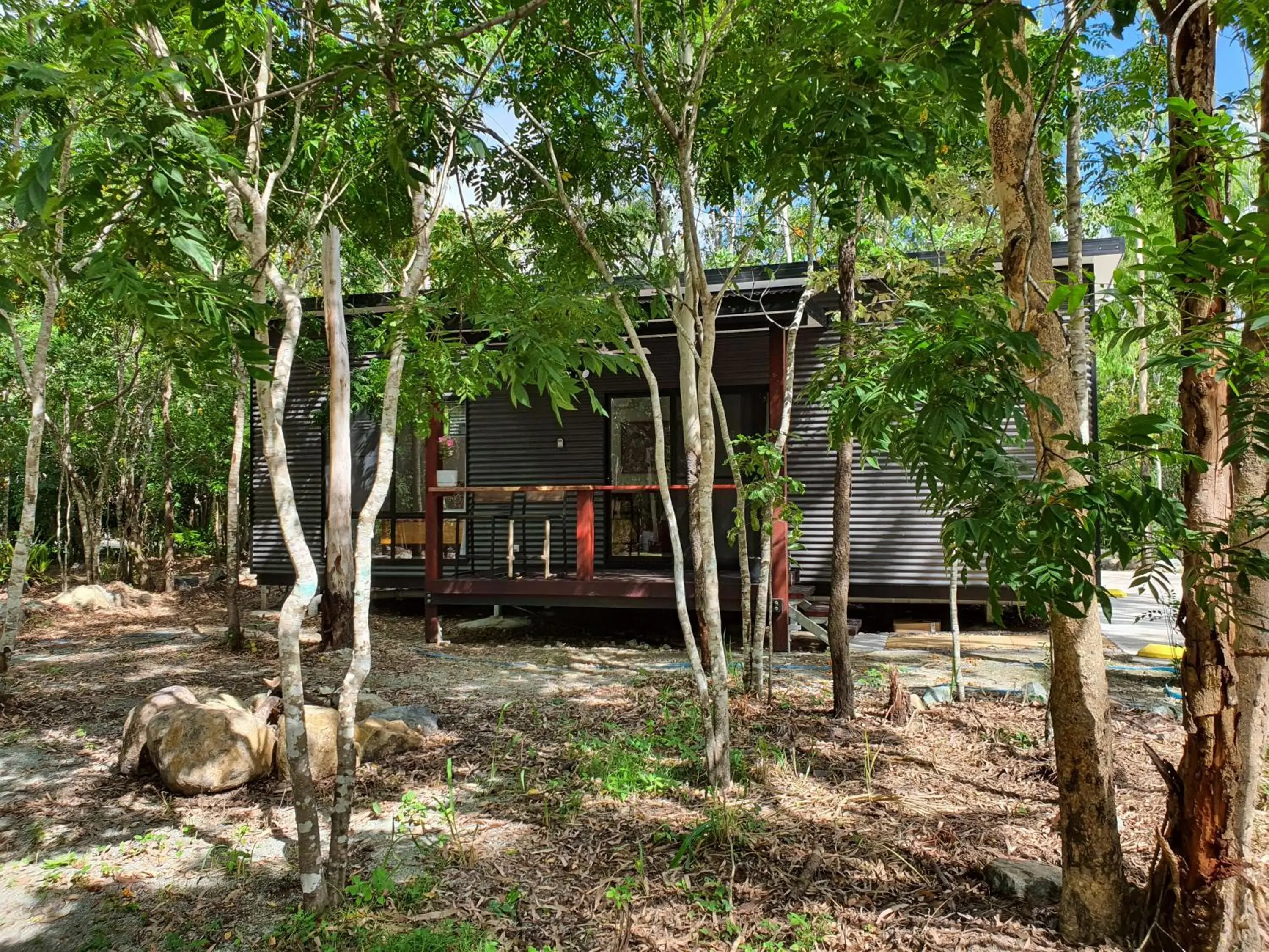 Facade/entrance, Property Building in Airlie Beach Eco Cabins - Adults Only