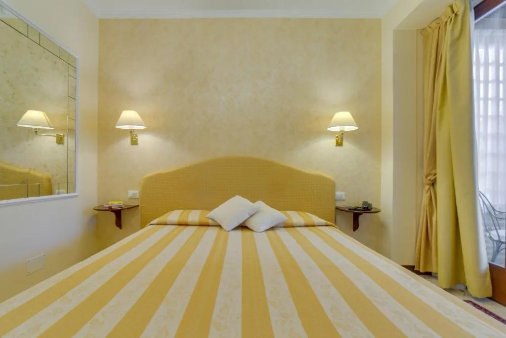 Photo of the whole room, Bed in Hotel La Meridiana