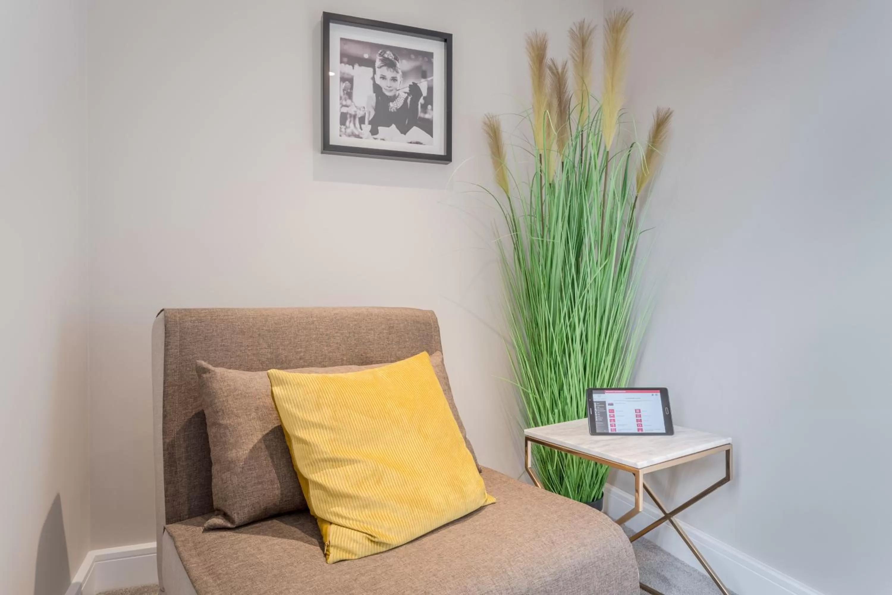 Seating area in Heritage Mews Nottingham