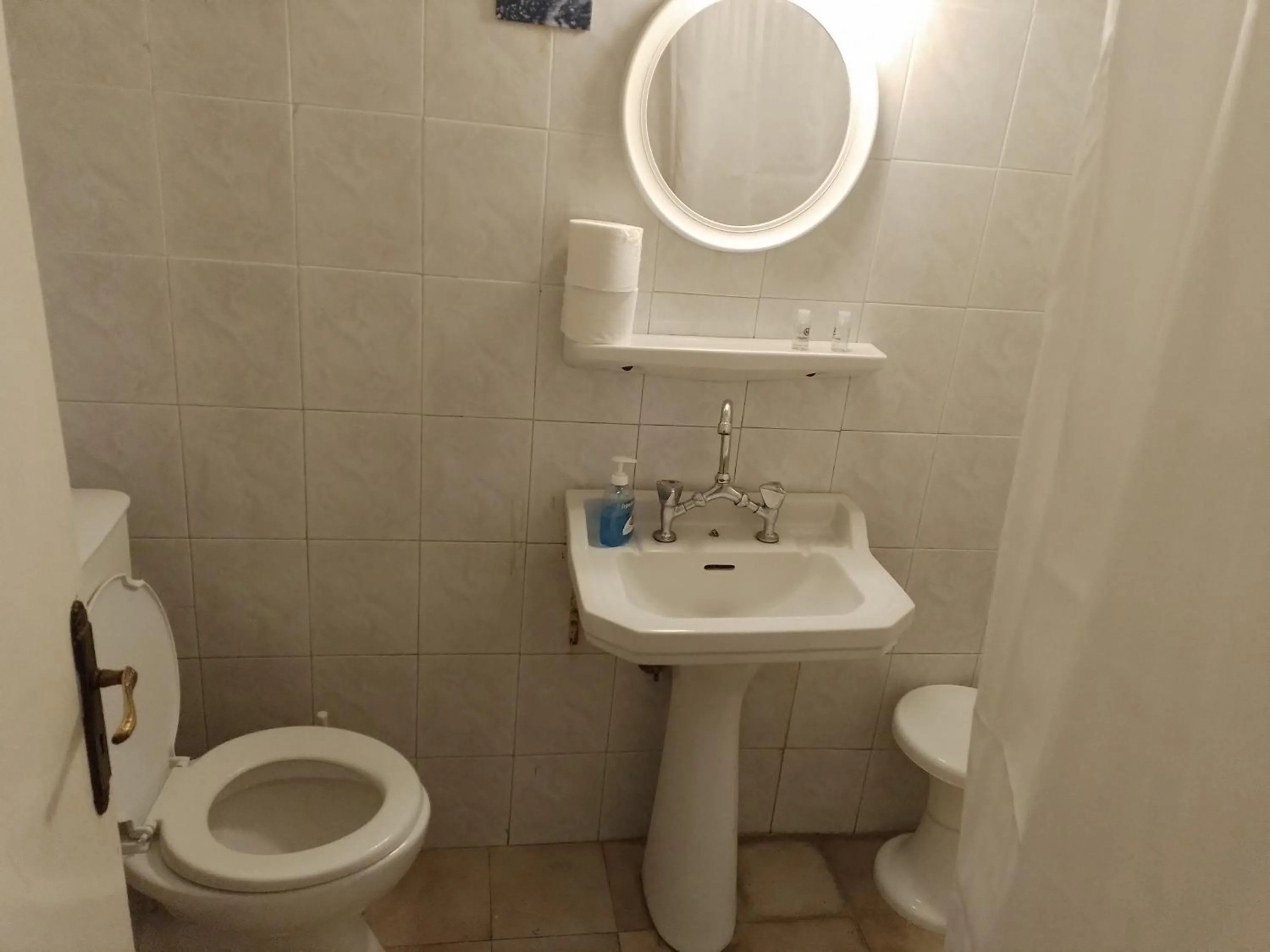 Bathroom in Miranta Hotel - Apartments & Studios