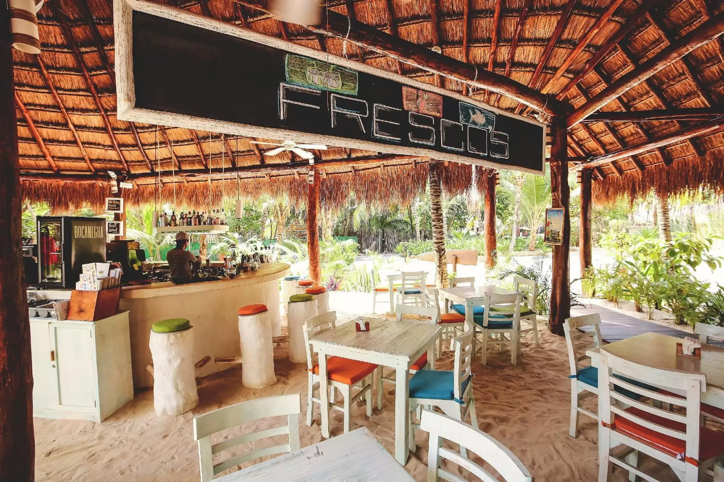 Restaurant/Places to Eat in The Beach Tulum