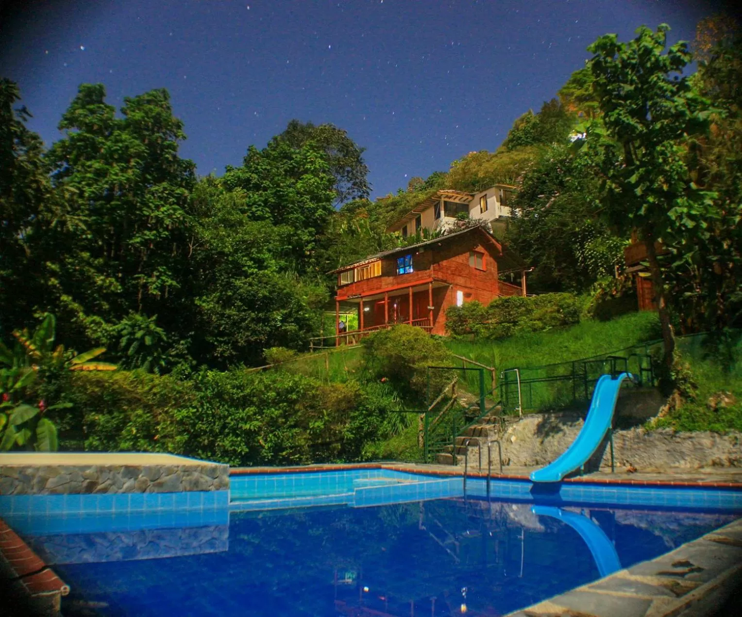 Swimming pool in Eco Lodge La Juanita