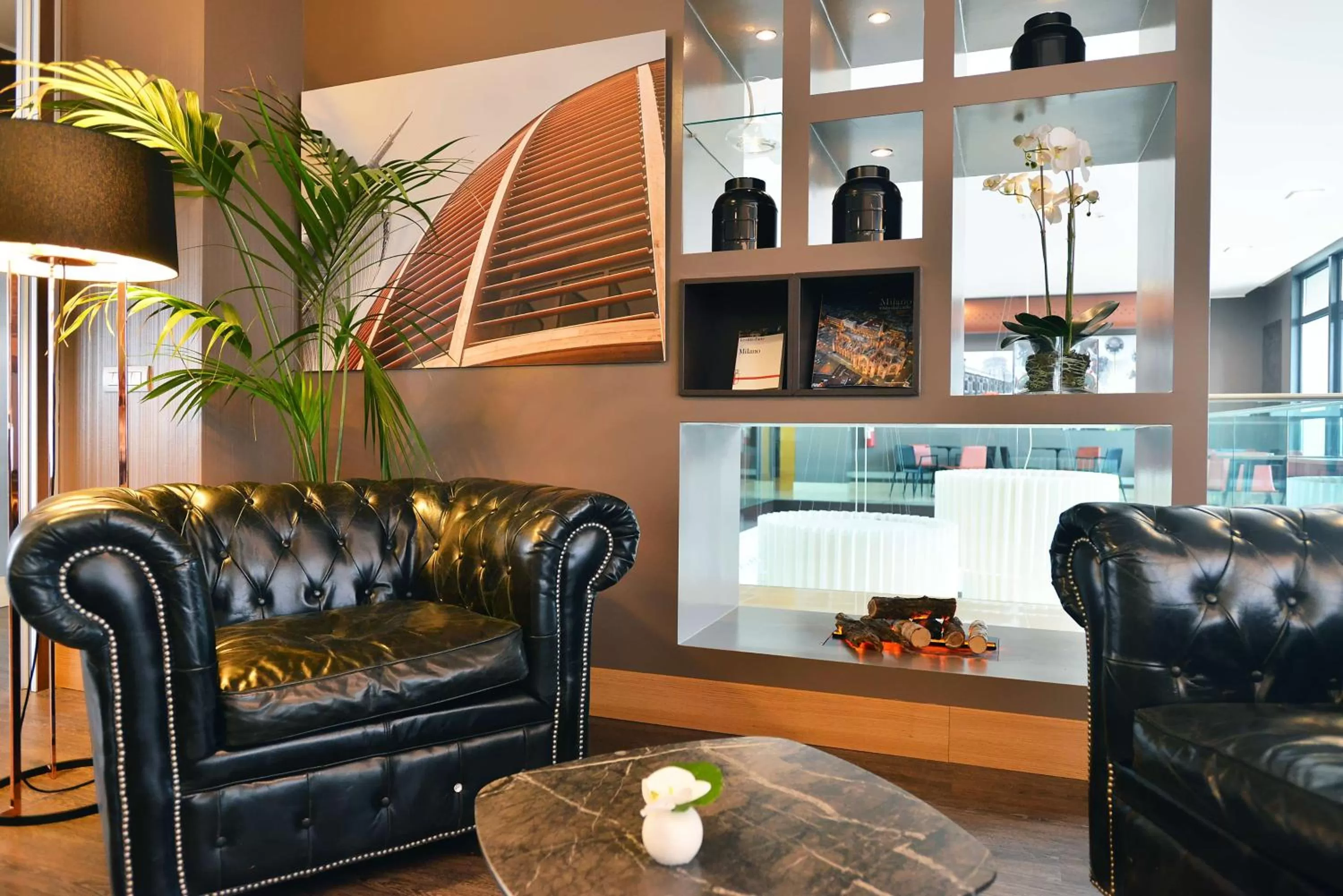 Lounge or bar in Hilton Garden Inn Milan North