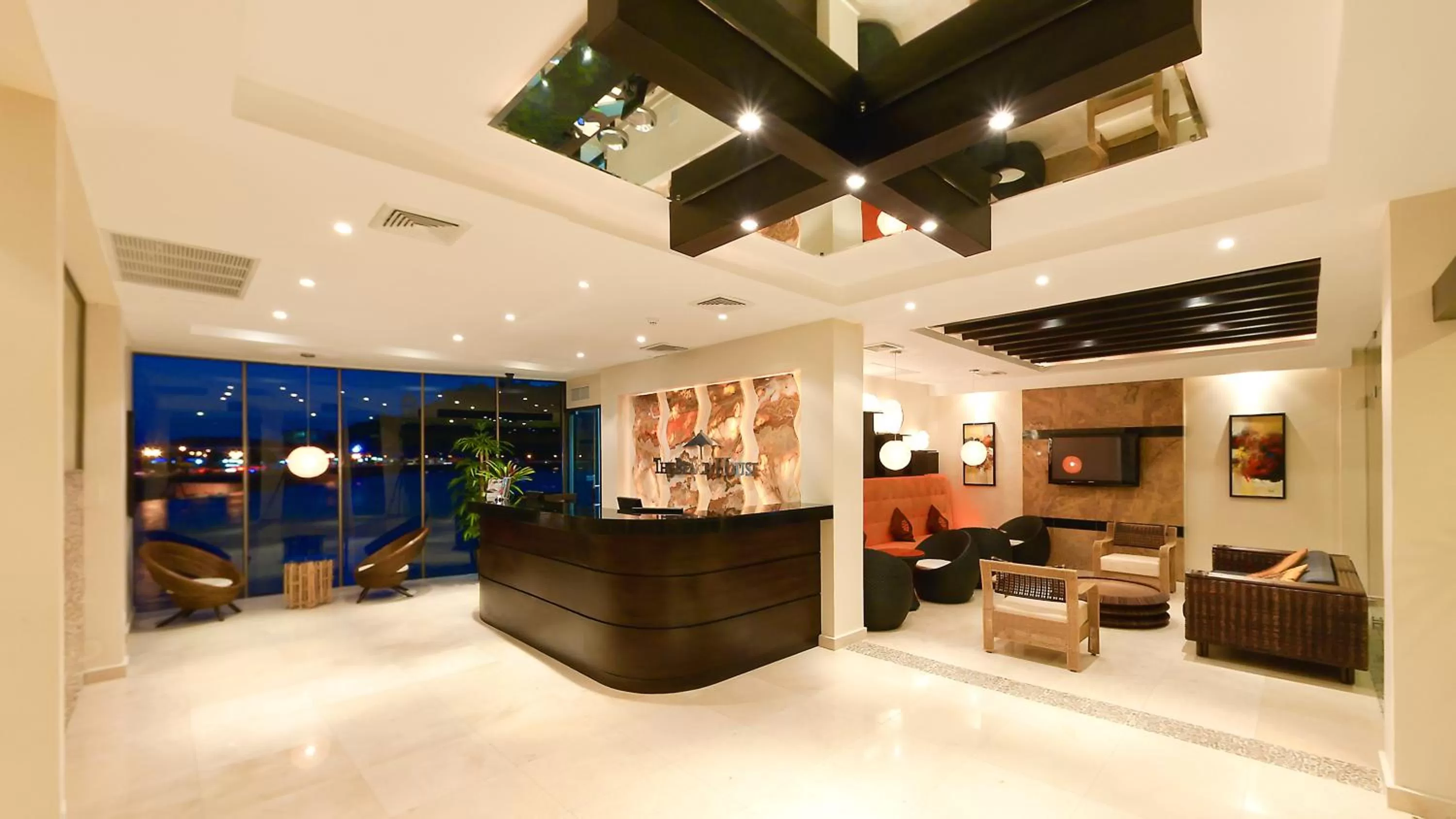 Lounge or bar in The Beach House