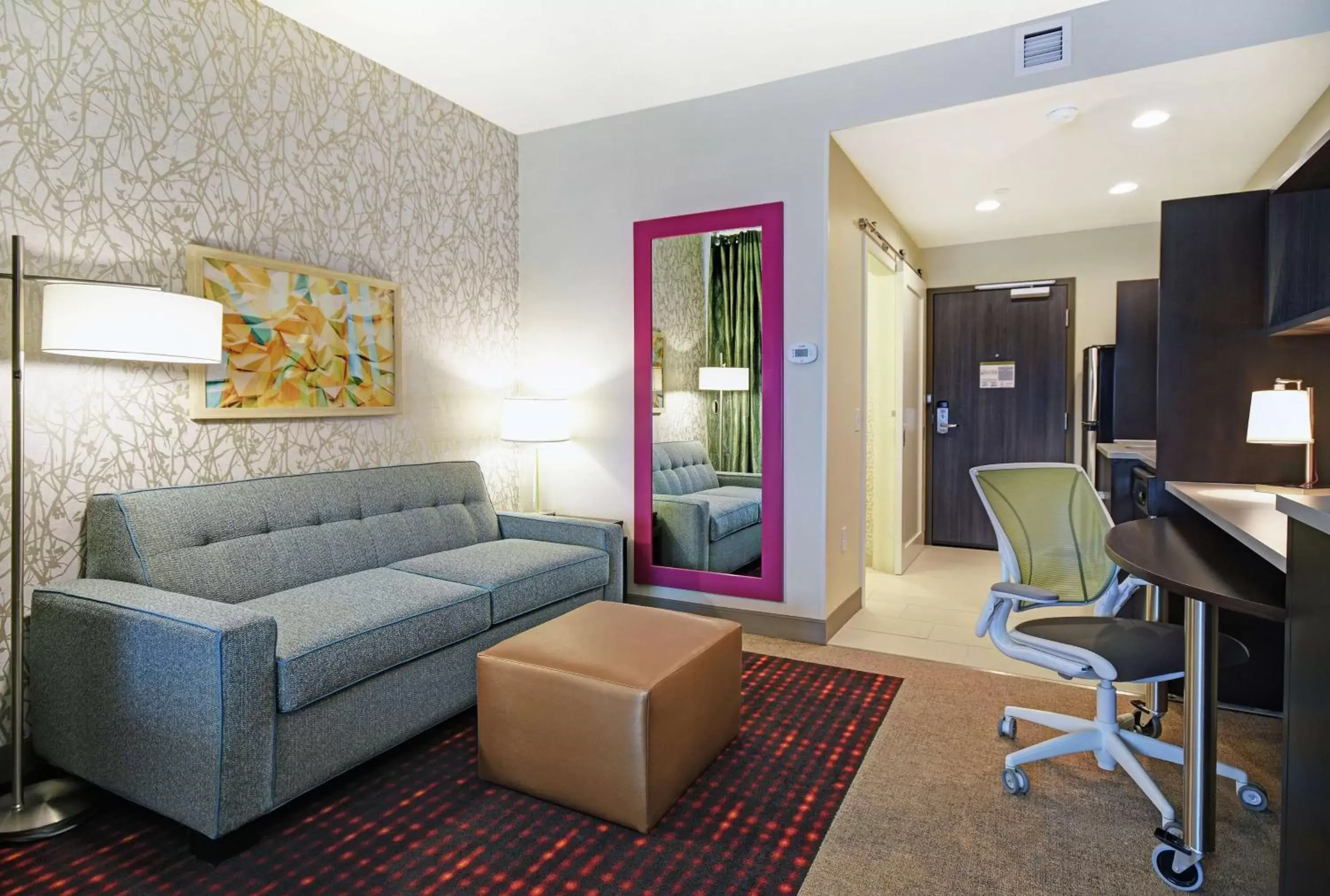 Bedroom, Seating Area in Home2 Suites By Hilton Beloit