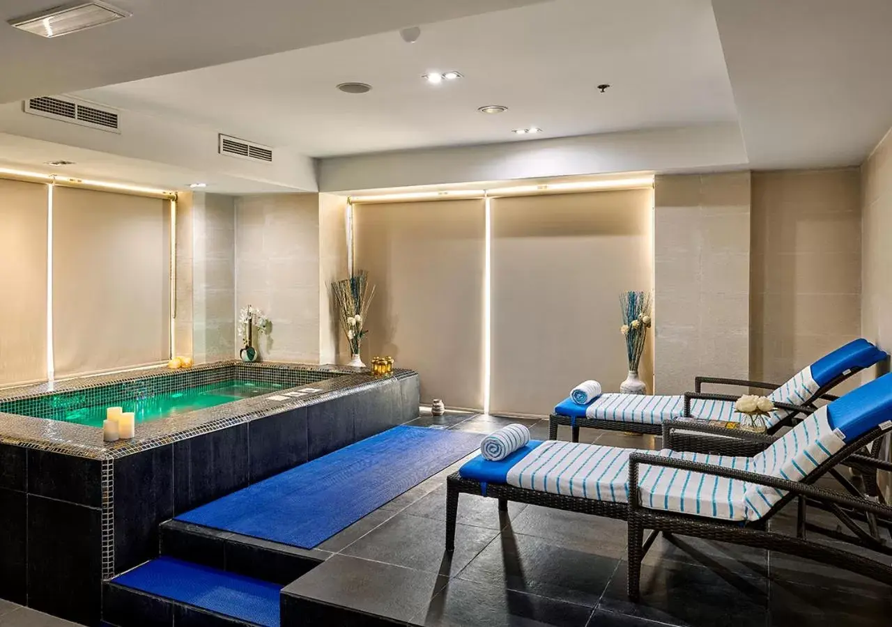 Spa and wellness centre/facilities in Ramada Hotel, Suites and Apartments by Wyndham Dubai JBR