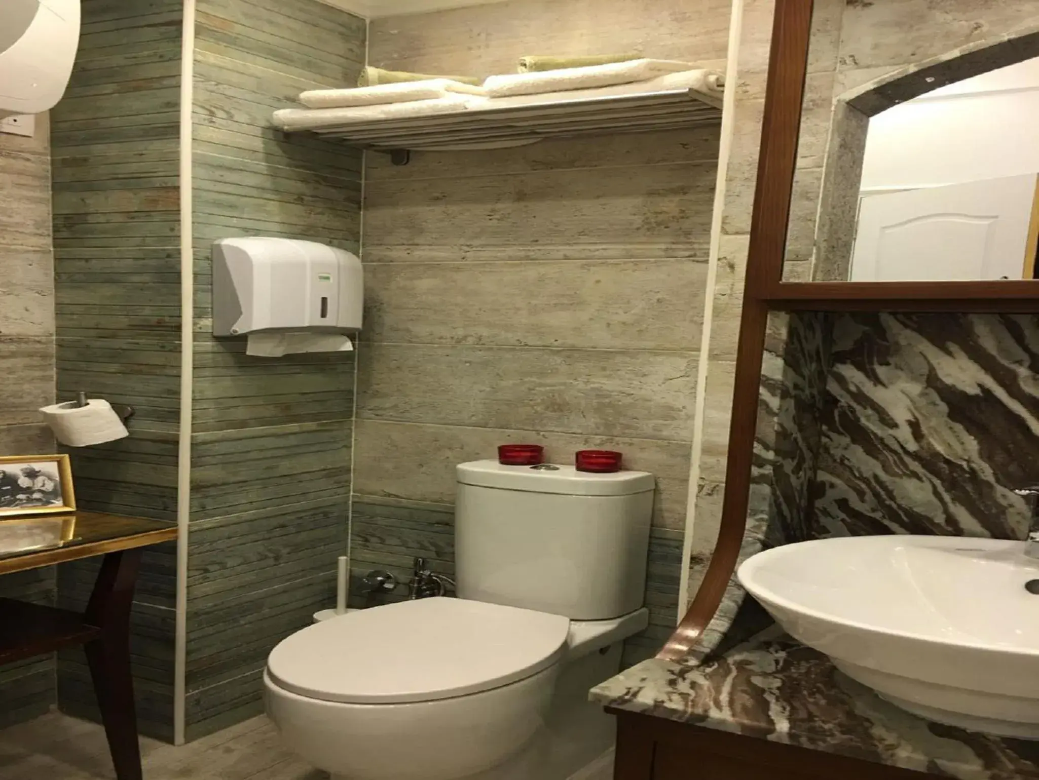 Toilet, Bathroom in Paris Hotel