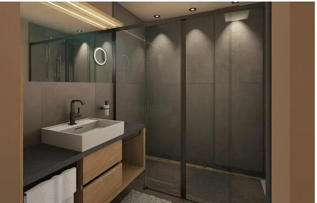 Shower, Bathroom in Hotel Pozzamanigoni